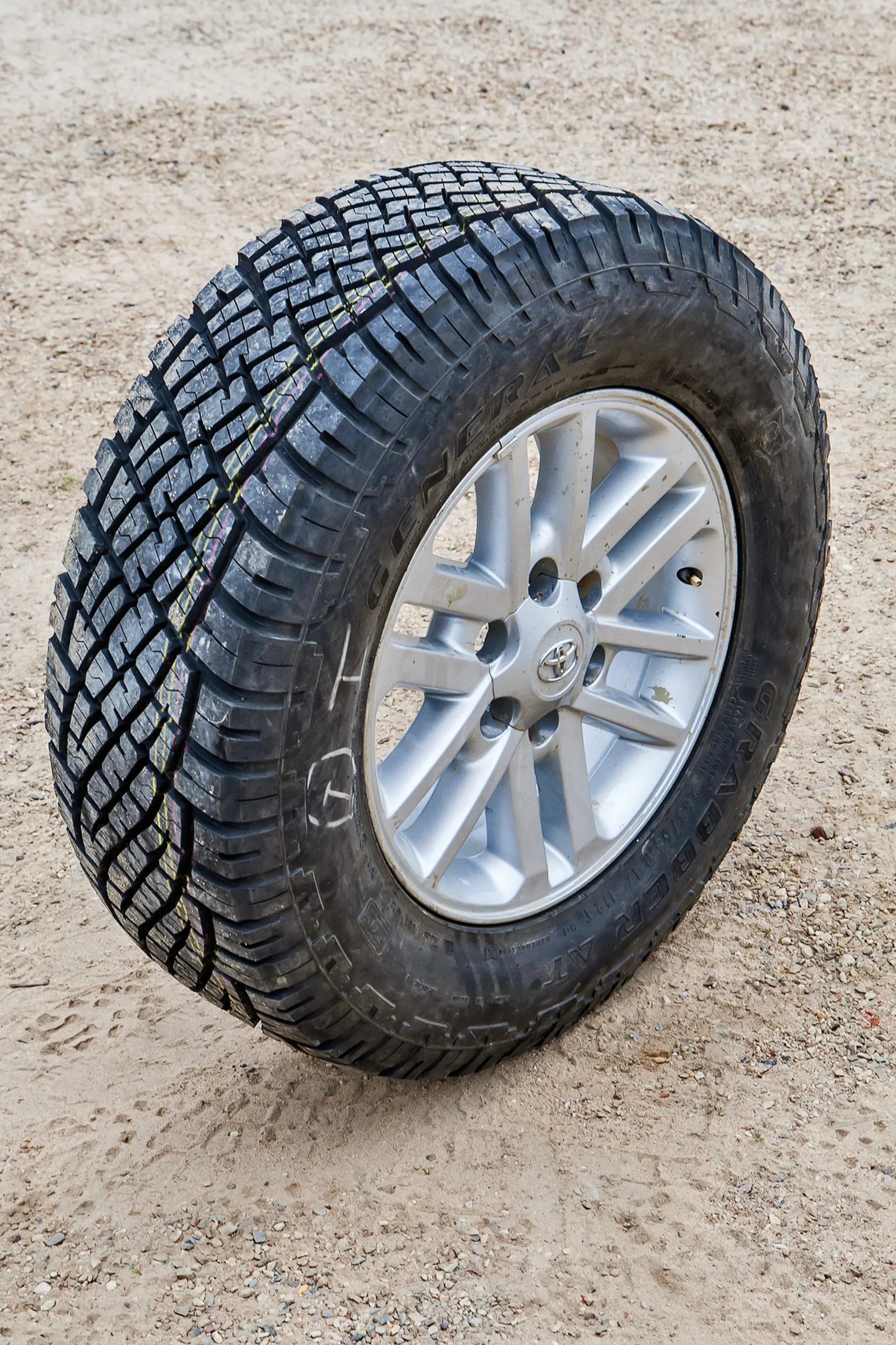 General-AT-Grabber-4x4-Tire