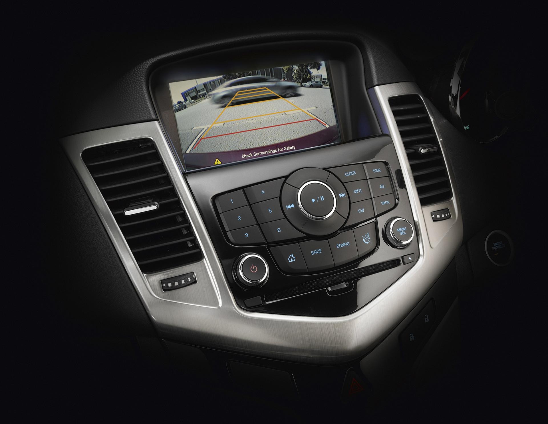 New Year, New Look for Holden Cruze