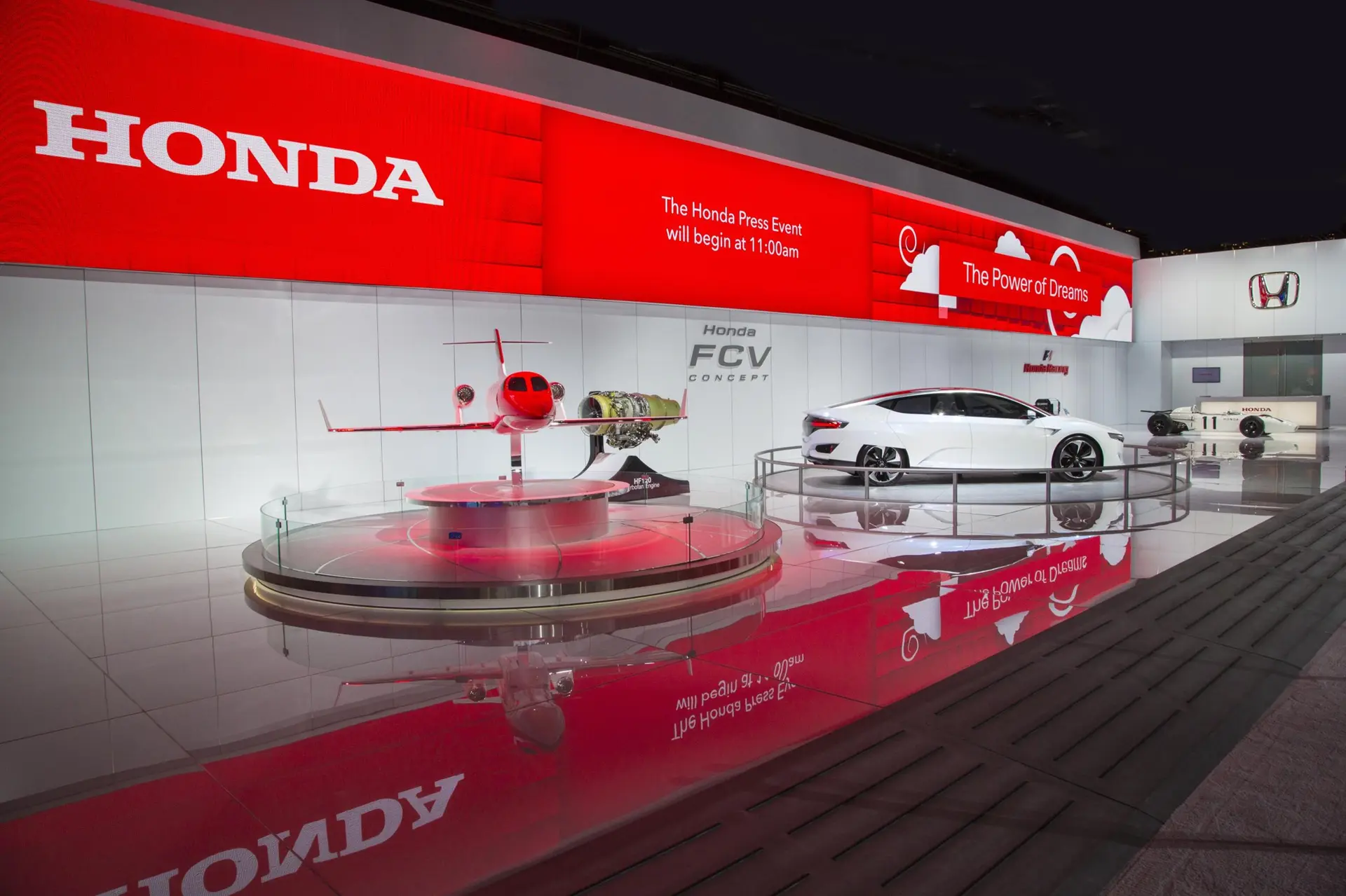2015 NORTH AMERICAN INTERNATIONAL AUTO SHOW – HONDA