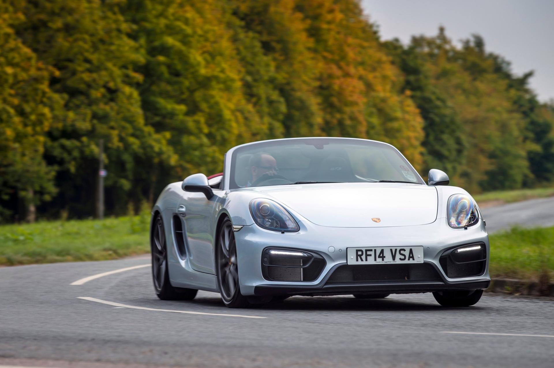 PORSCHE BOXSTER WINS BEST SPORTS CAR, 911 COUPÉ HAILED AS ‘BEST BUY’, AT PRESTIGIOUS WHAT CAR? AWARDS