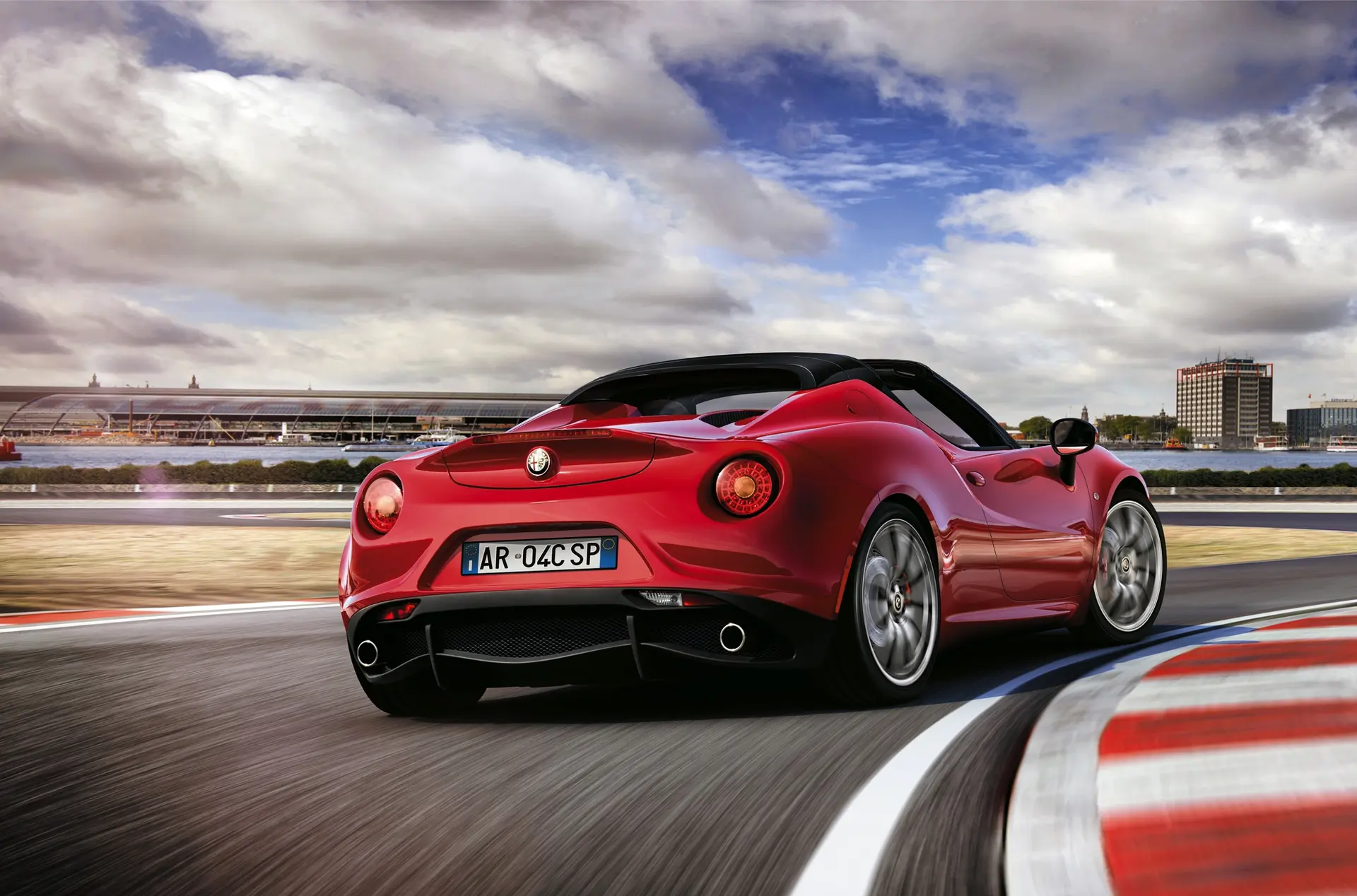 Alfa-Romeo-4c-Geneva