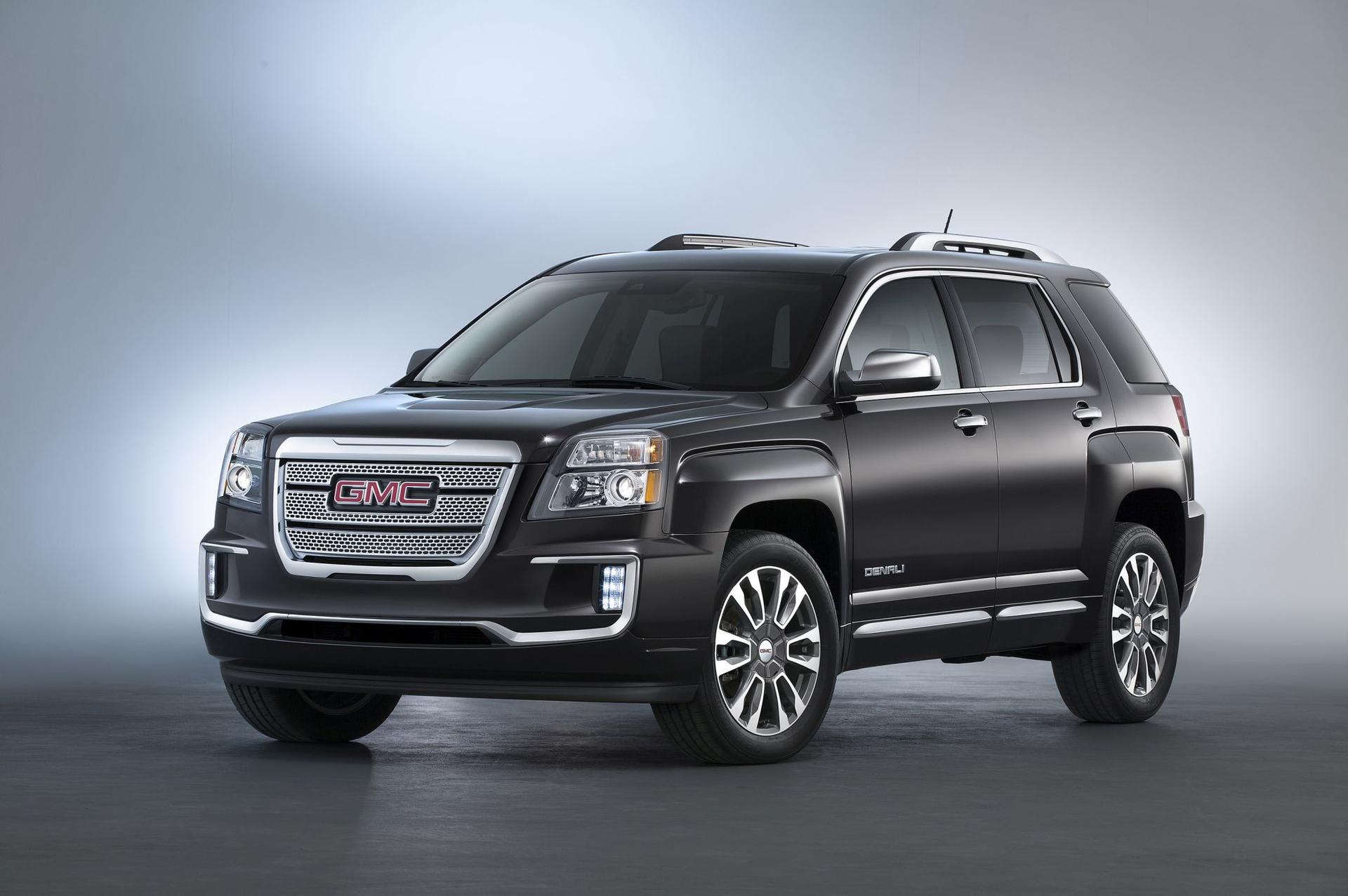 GMC Introduces 2016 Terrain at New York Motor Show