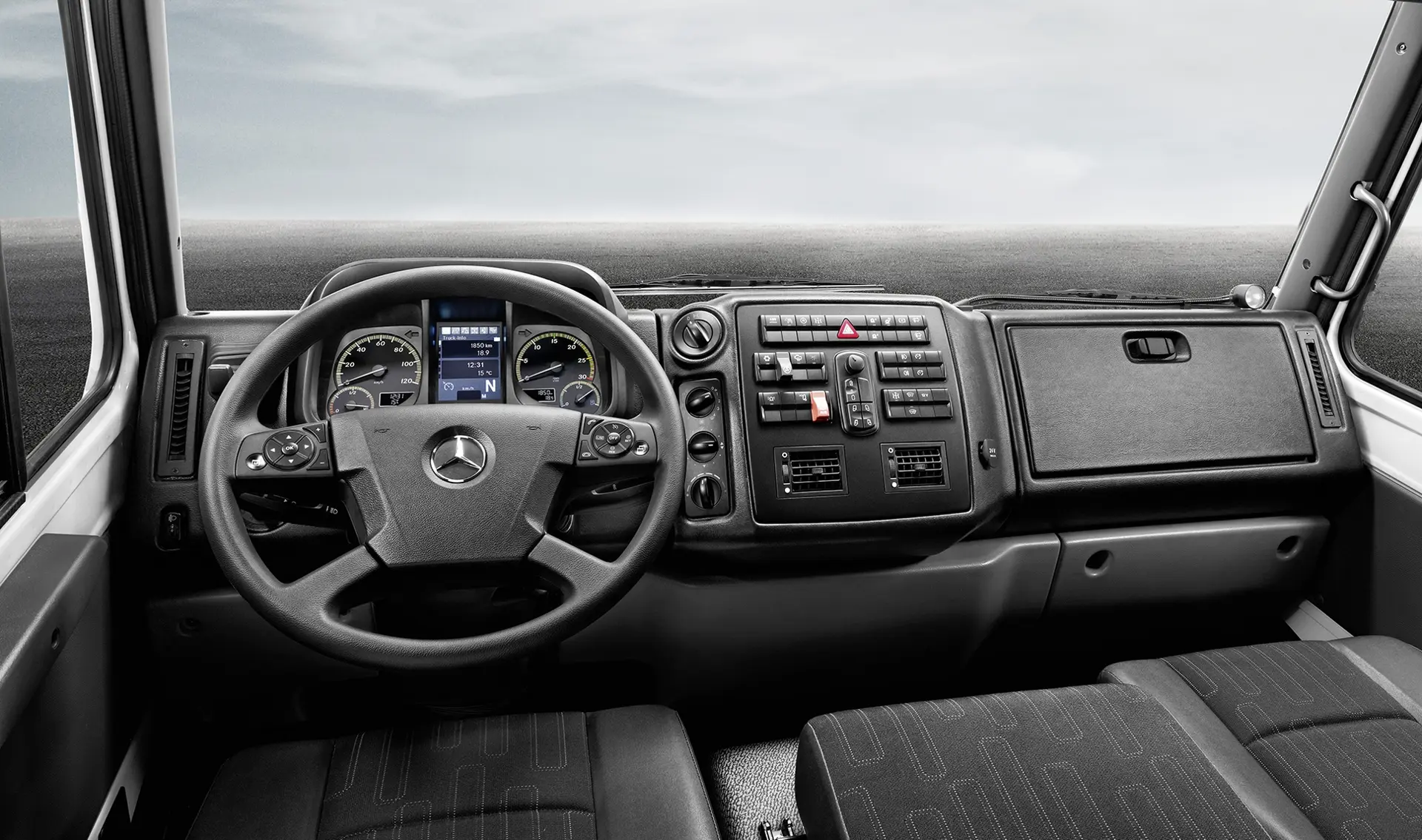 Mercedes-Benz-Unimog-Interior