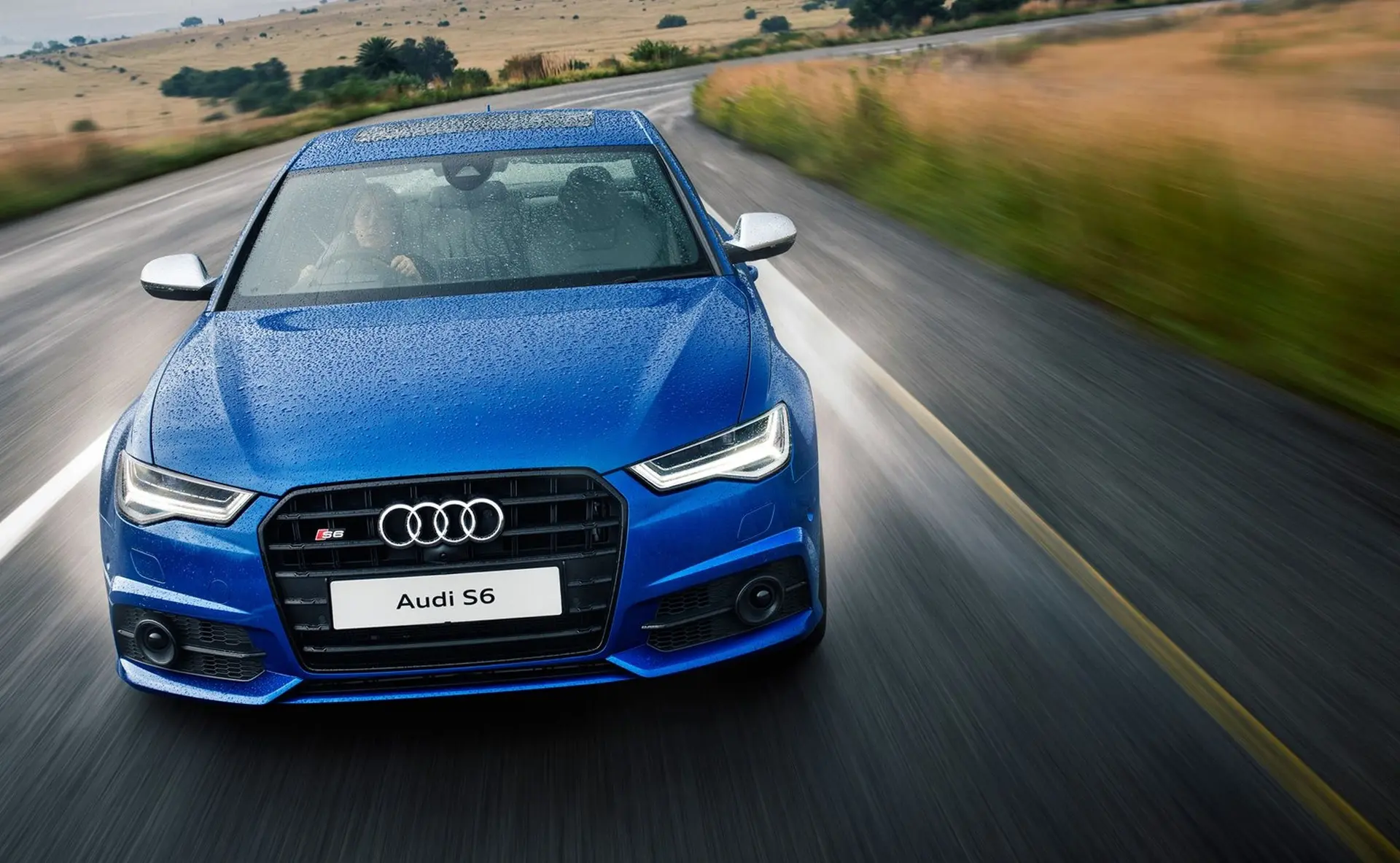 Improved-power-and-styling-the-new-Audi-A6-and-Audi-A7-Sportback-S6