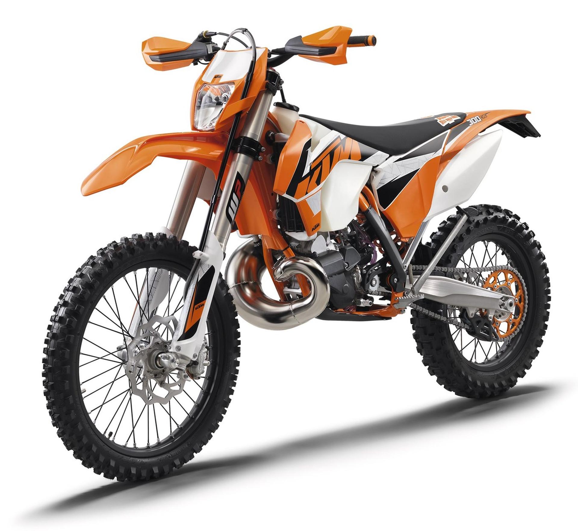 KTM EXC MY16 ARRIVING IN DEALERS WORLDWIDE