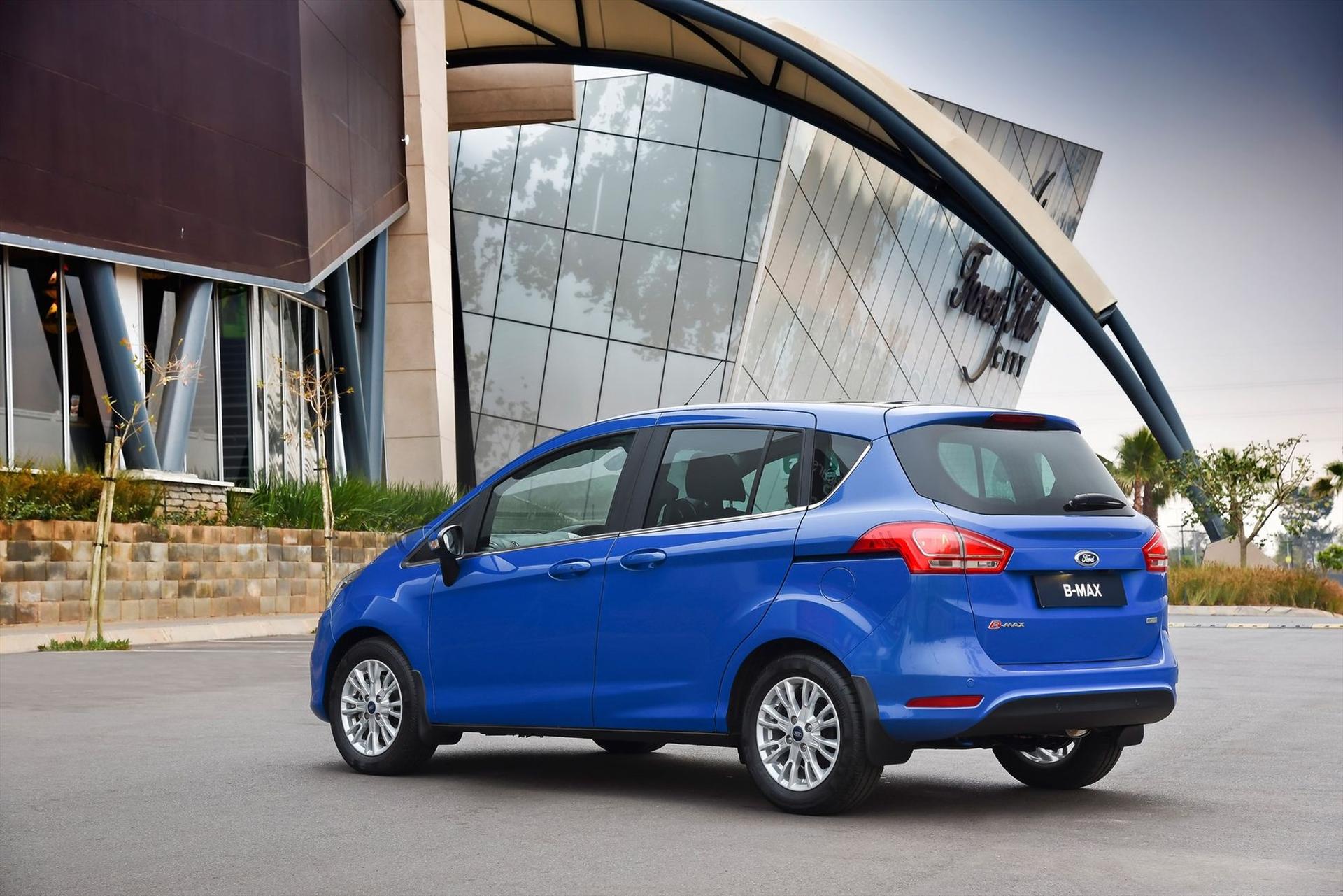 Stylish New Ford B-MAX Challenges Traditional Small Car Thinking