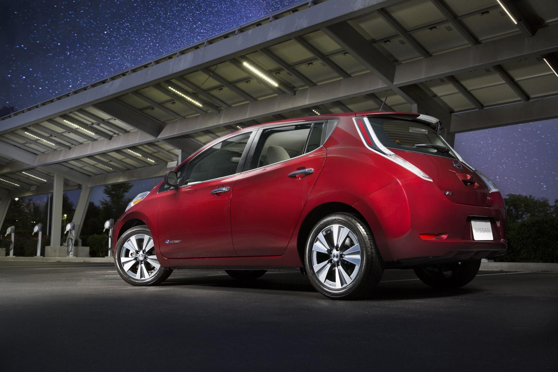 2016 Nissan LEAF now offers best-in-class 107-mile range
