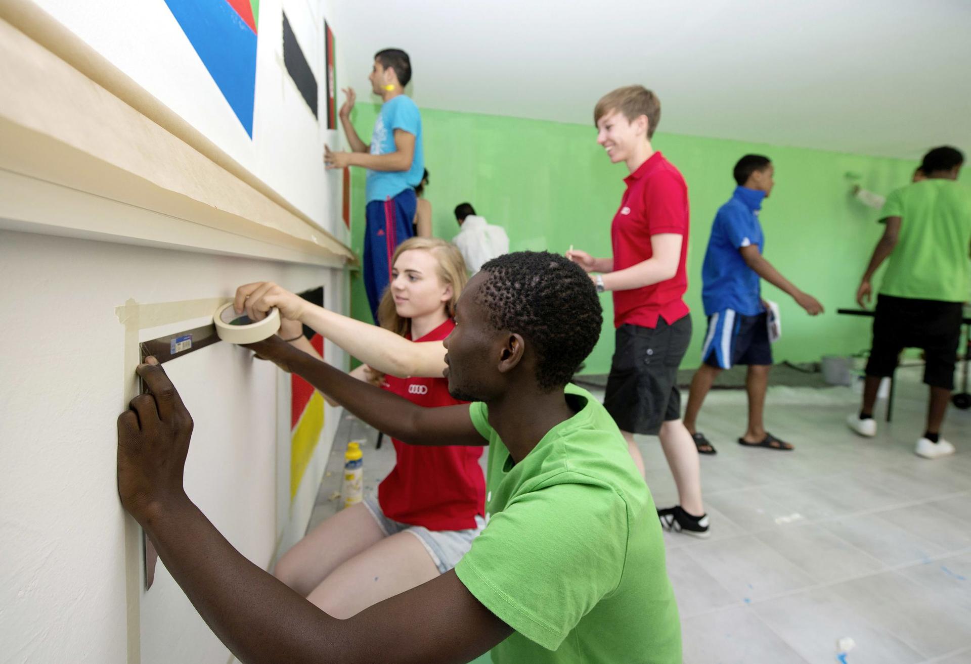 Emergency aid for refugees: AUDI AG providing € 1 million