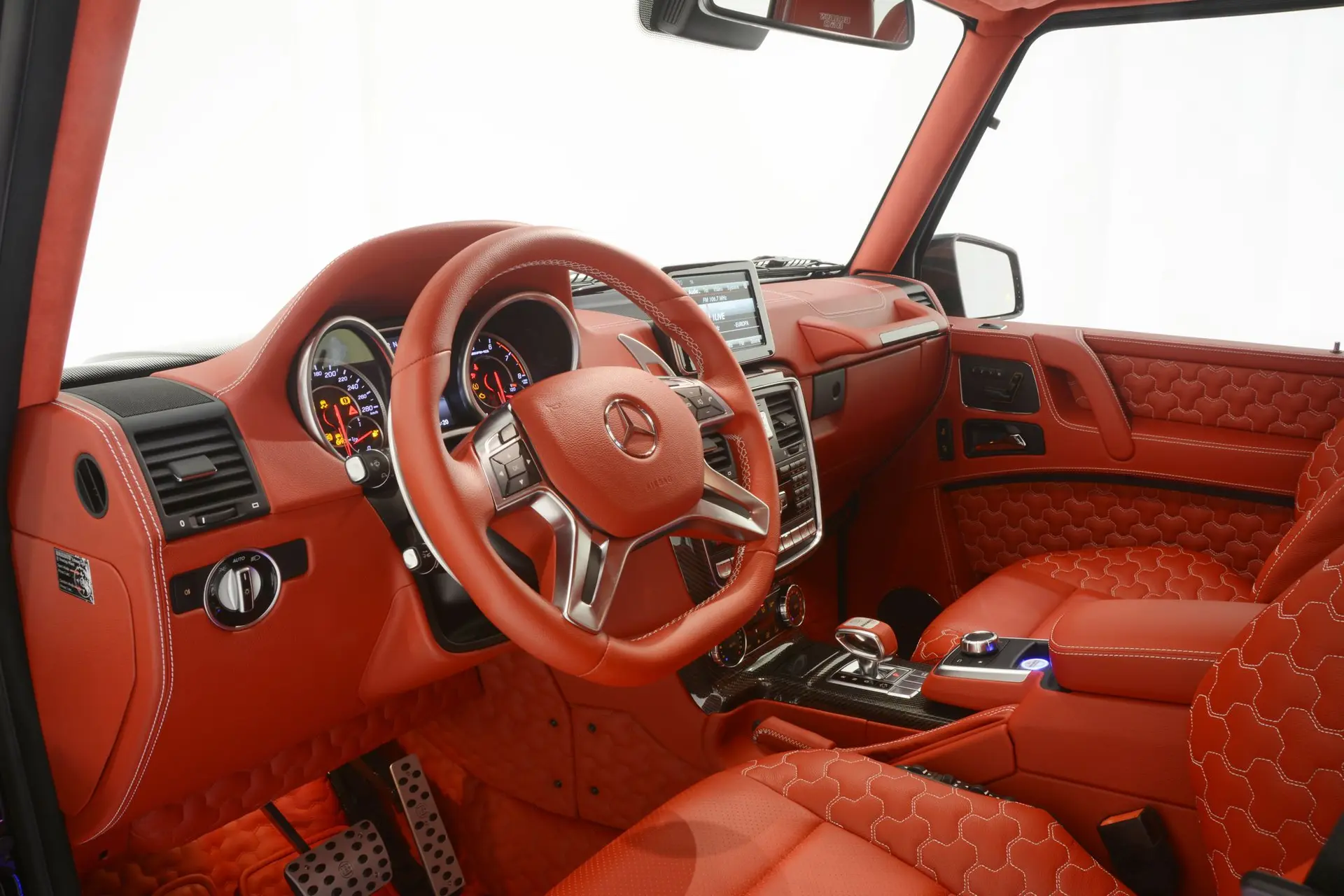 BRABUS 850 6.0 Biturbo WIDESTAR at the Dubai Motor Show 2015