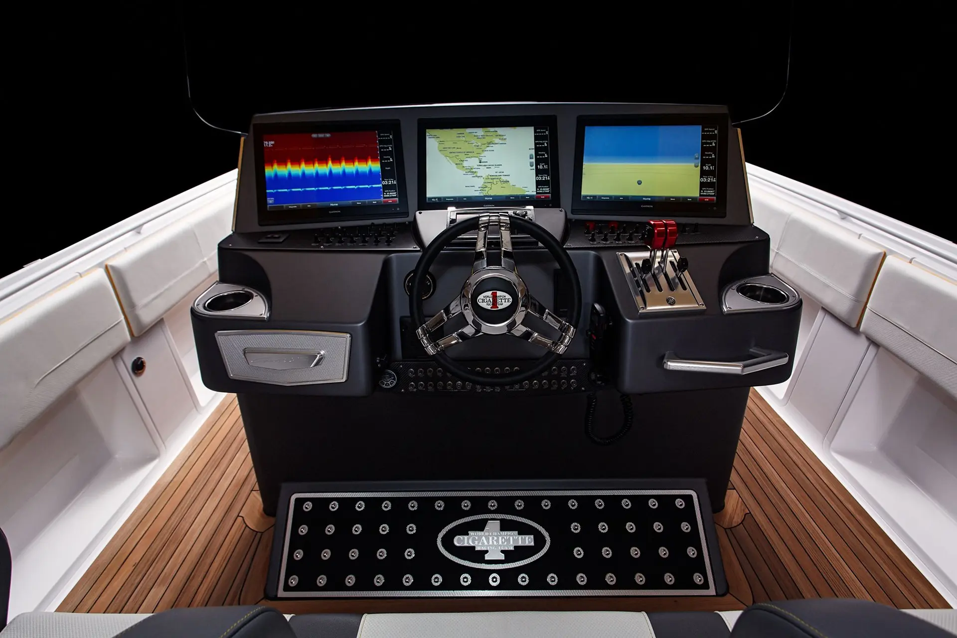 power-boat-controls