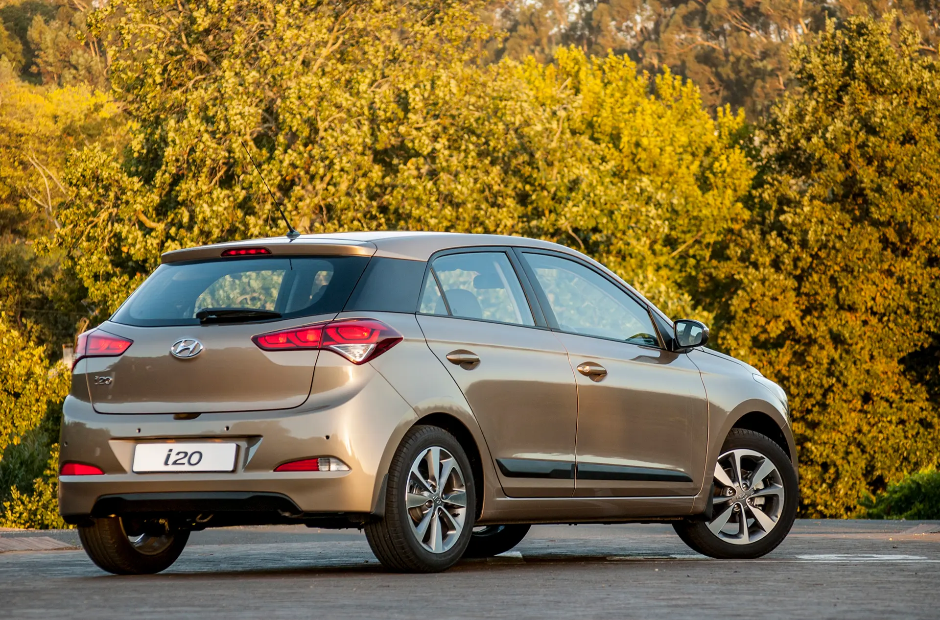 hyundai-car-magazine