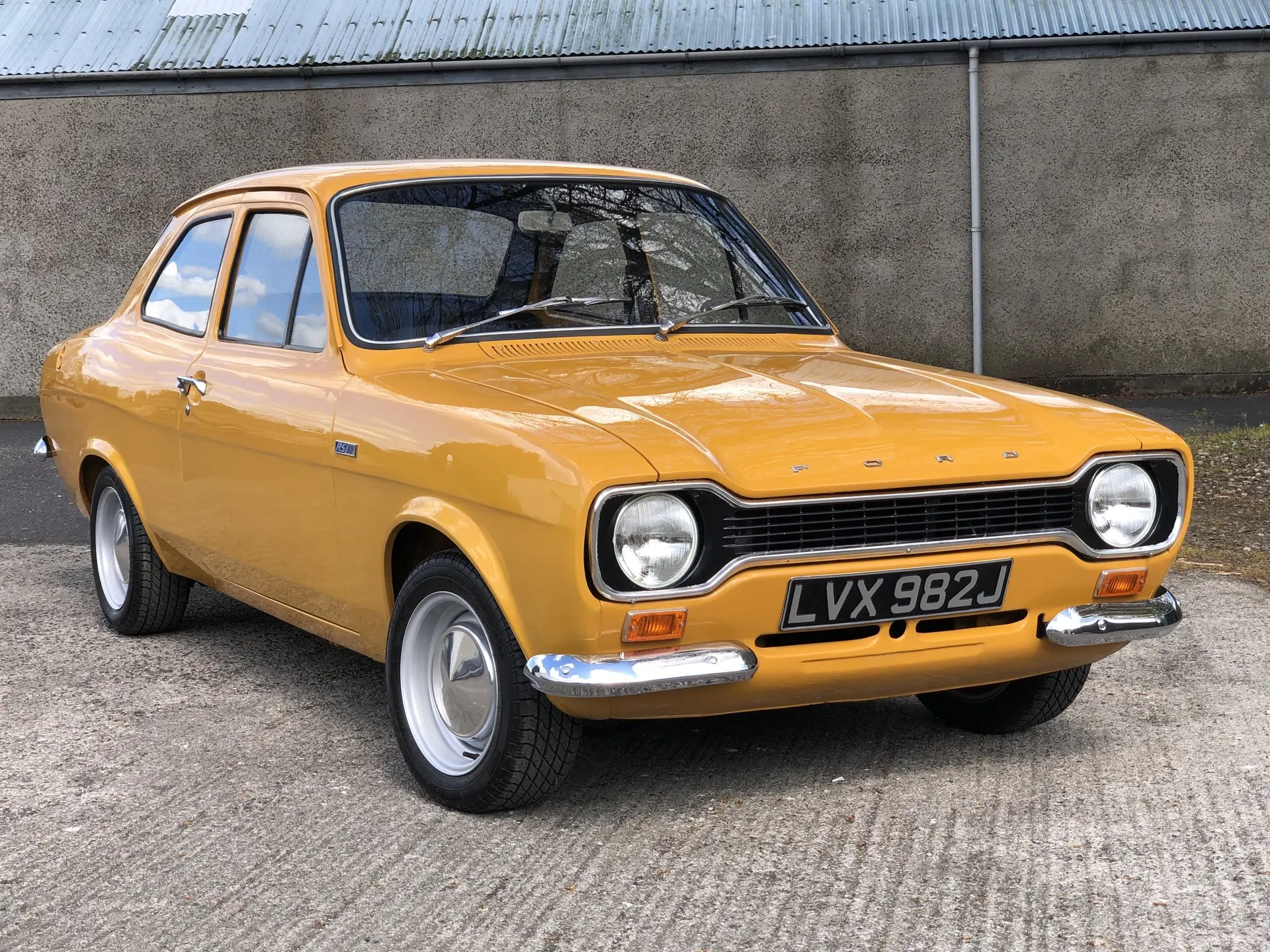 Ford Escort Rs1600 Front