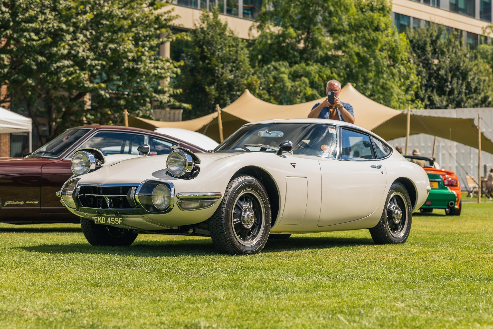 Toyota 2000GT Wins Best In Show At London Concours 2022
