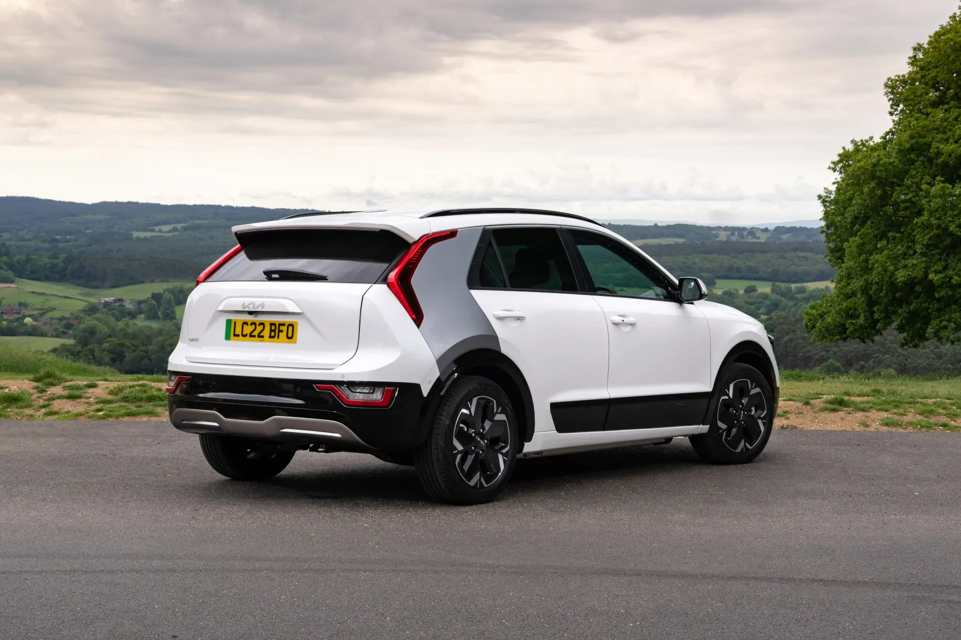 Kia Niro Wins First Award Rear