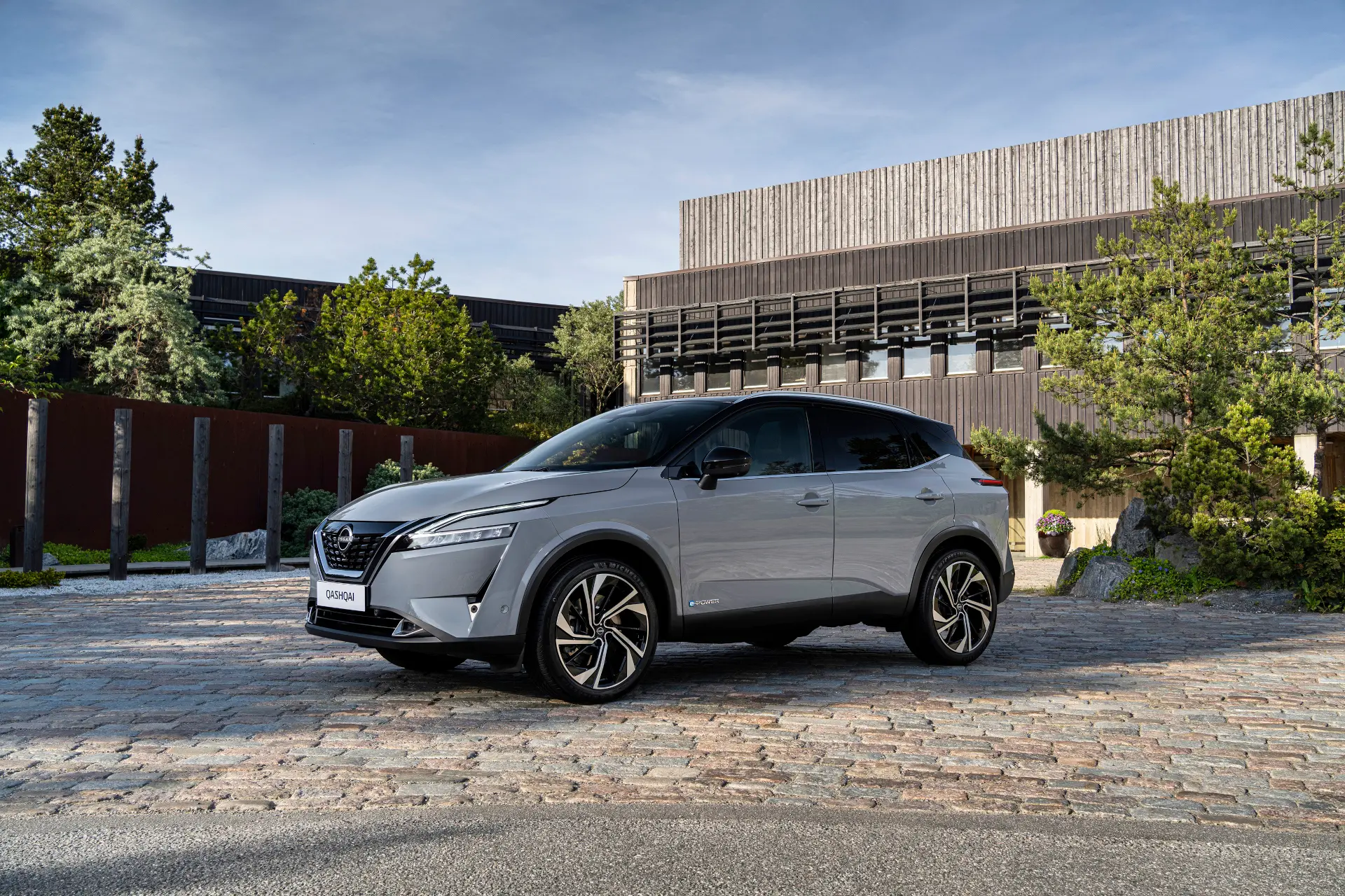 Nissan Qashqai E Power Outside