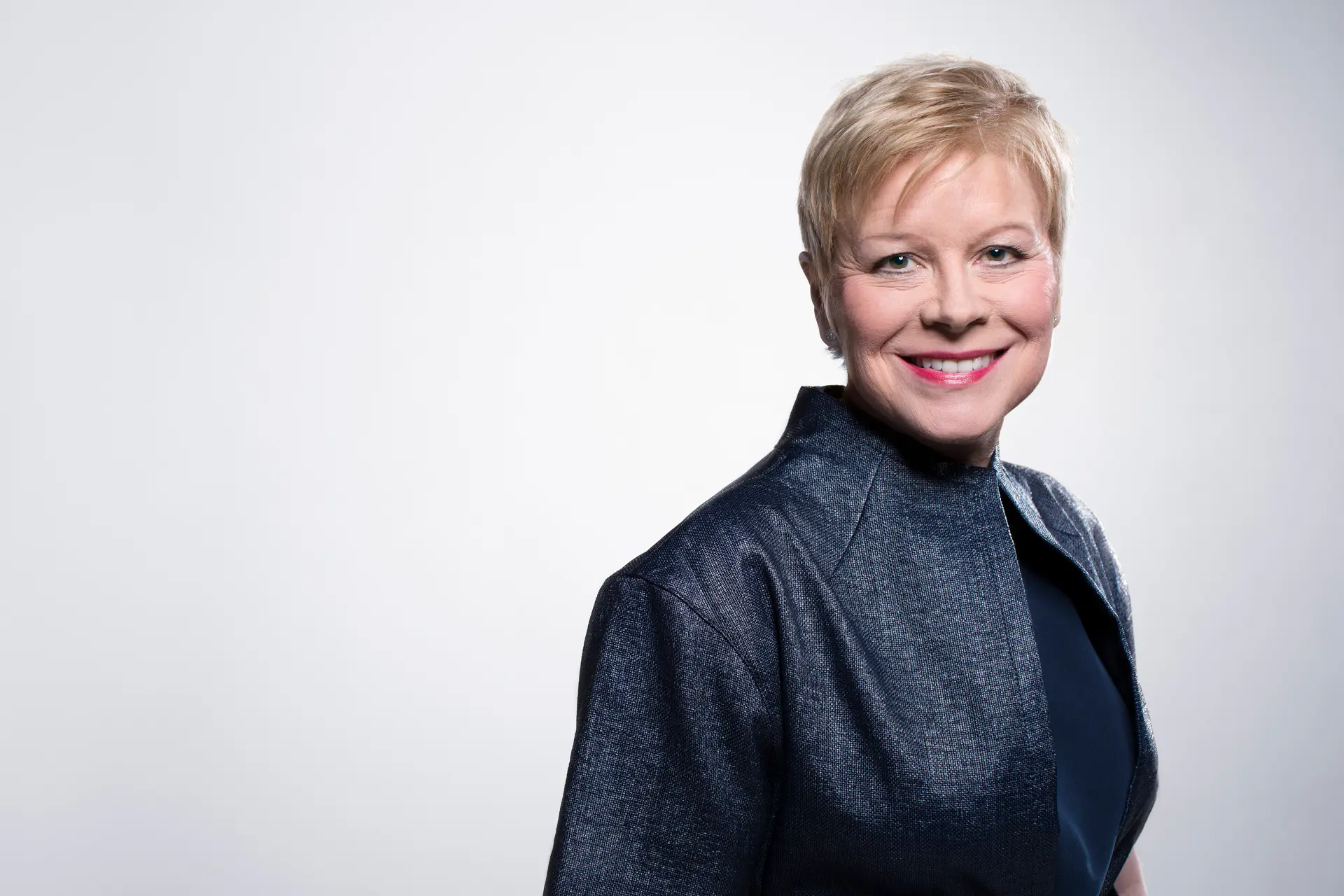 Peugot CEO Visits South Africa