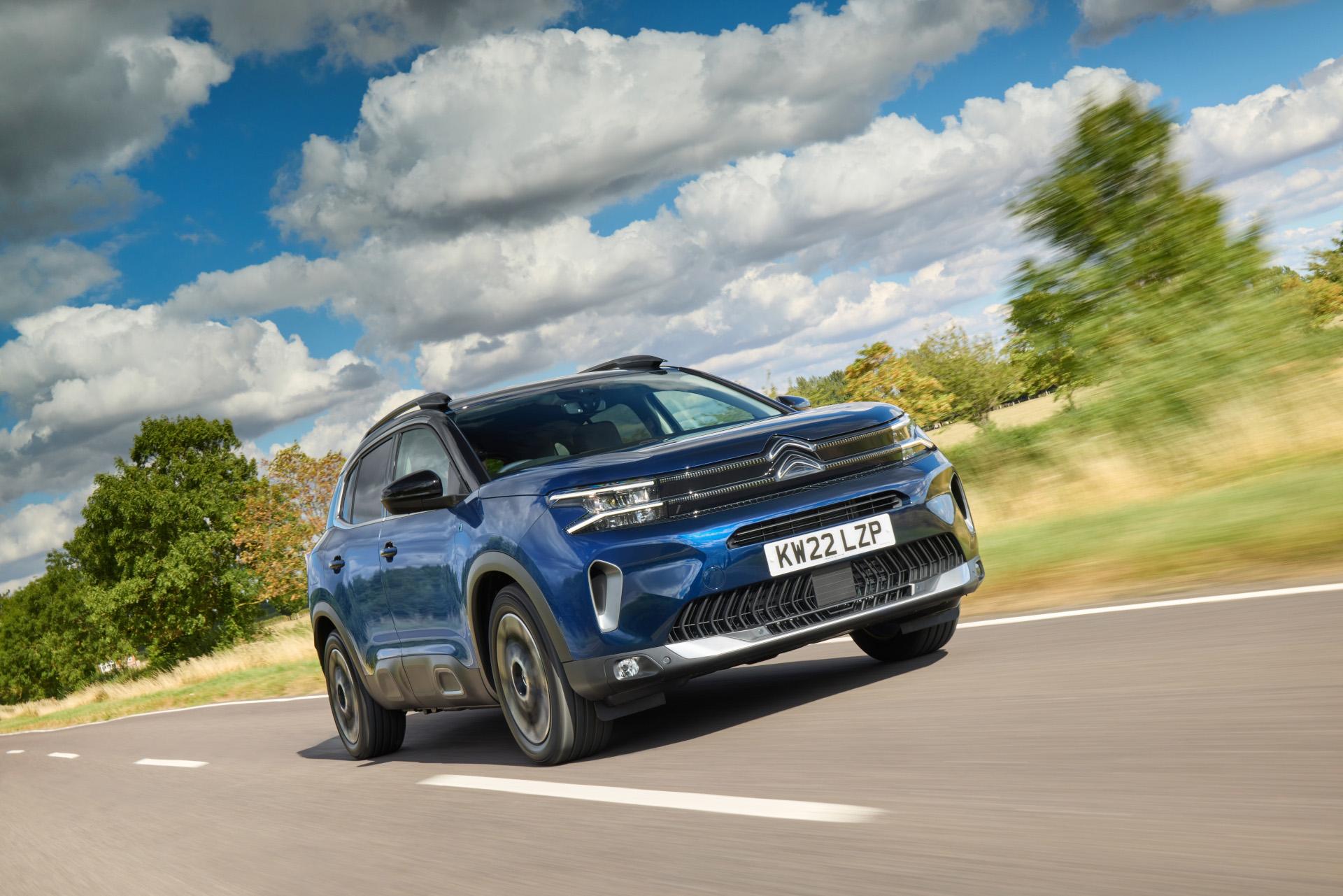 Citroën strengthens its Plug-in Hybrid offering with New C5 X and New C5 Aircross updates