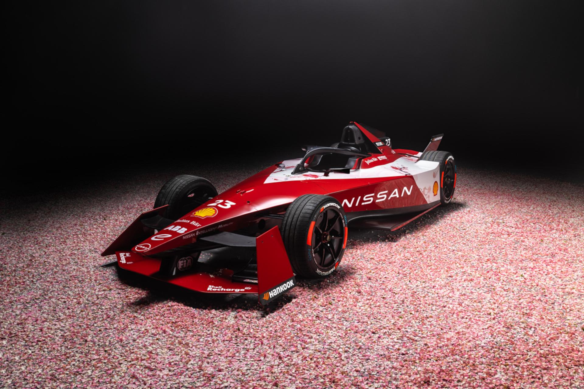Nissan Formula-E Roadshow Races Across SA Ahead of Cape Town E-Prix