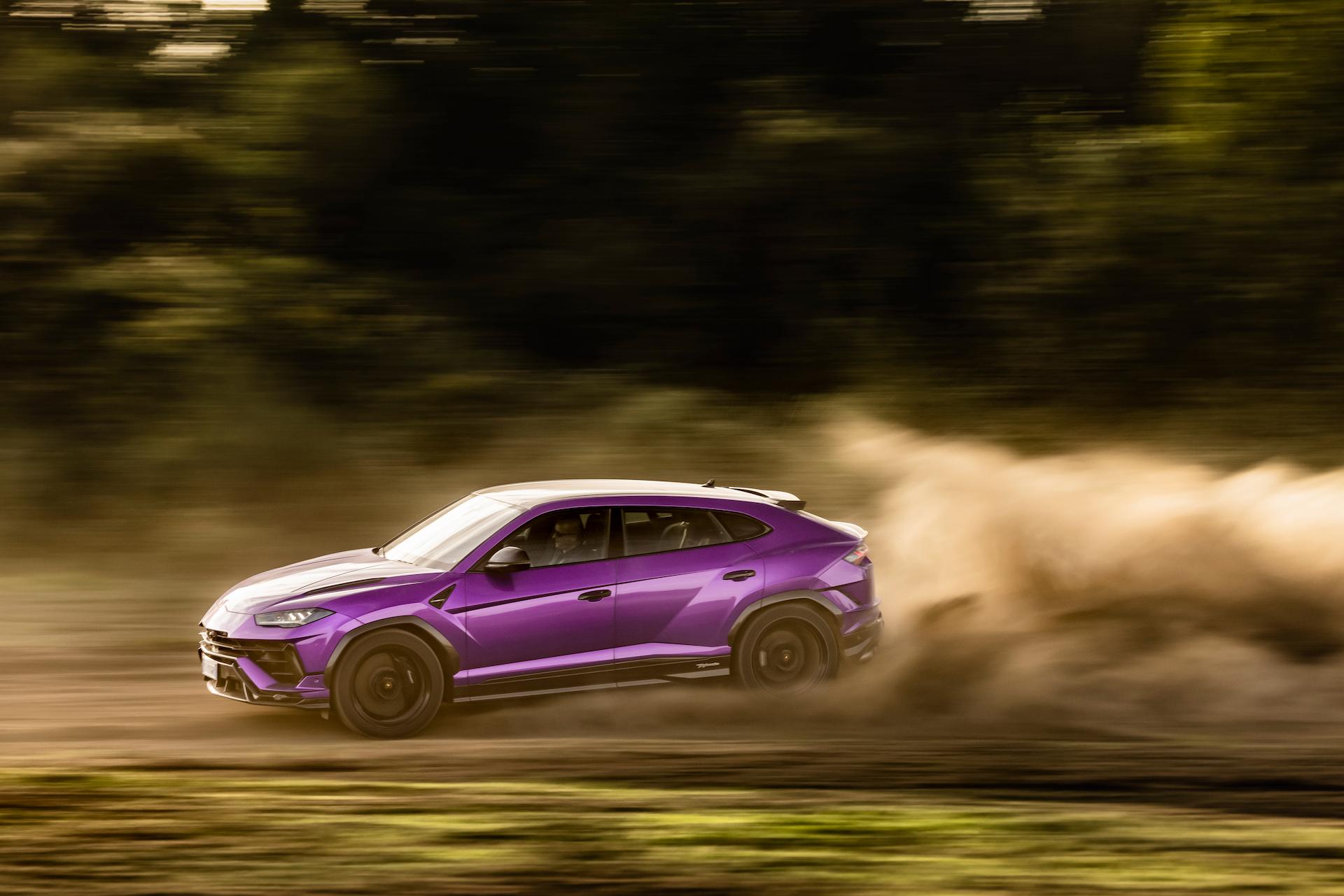 Lamborghini turnover tops €2 billion