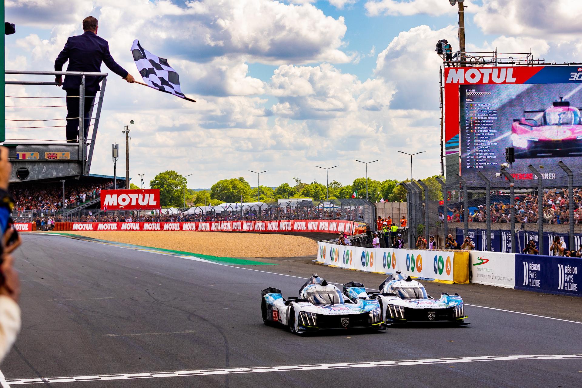 24 Hours of Le Mans PEUGEOT