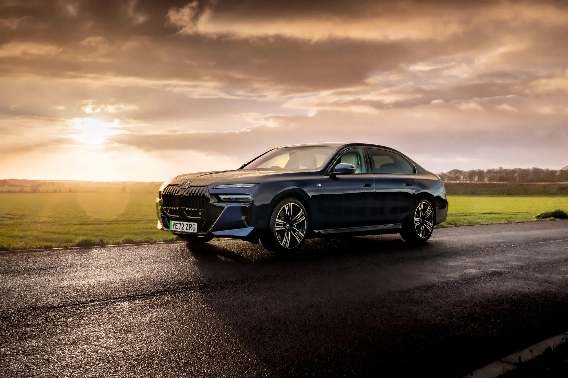 Bmw Group Uk Celebrates Success At What Car Electric Car Awards 2023