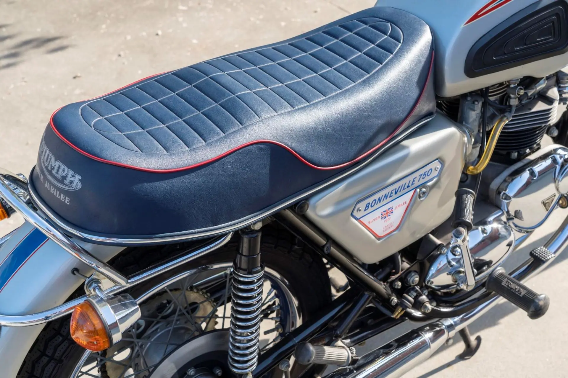 Delivery Mileage 1977 Triumph Bonneville Silver Jubilee 1