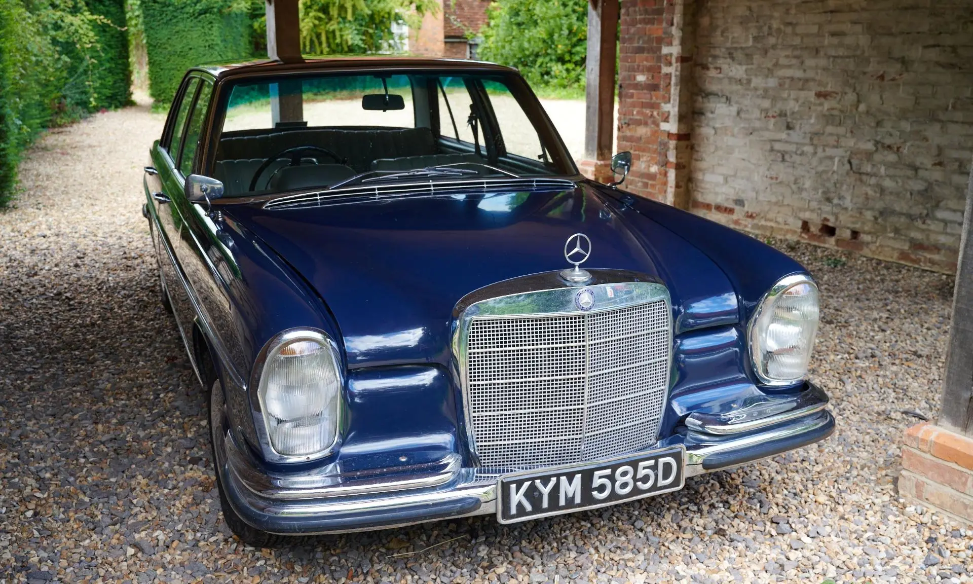 Rolling Stones Stars Mercedes Benz To Be Auctioned On Car Classic