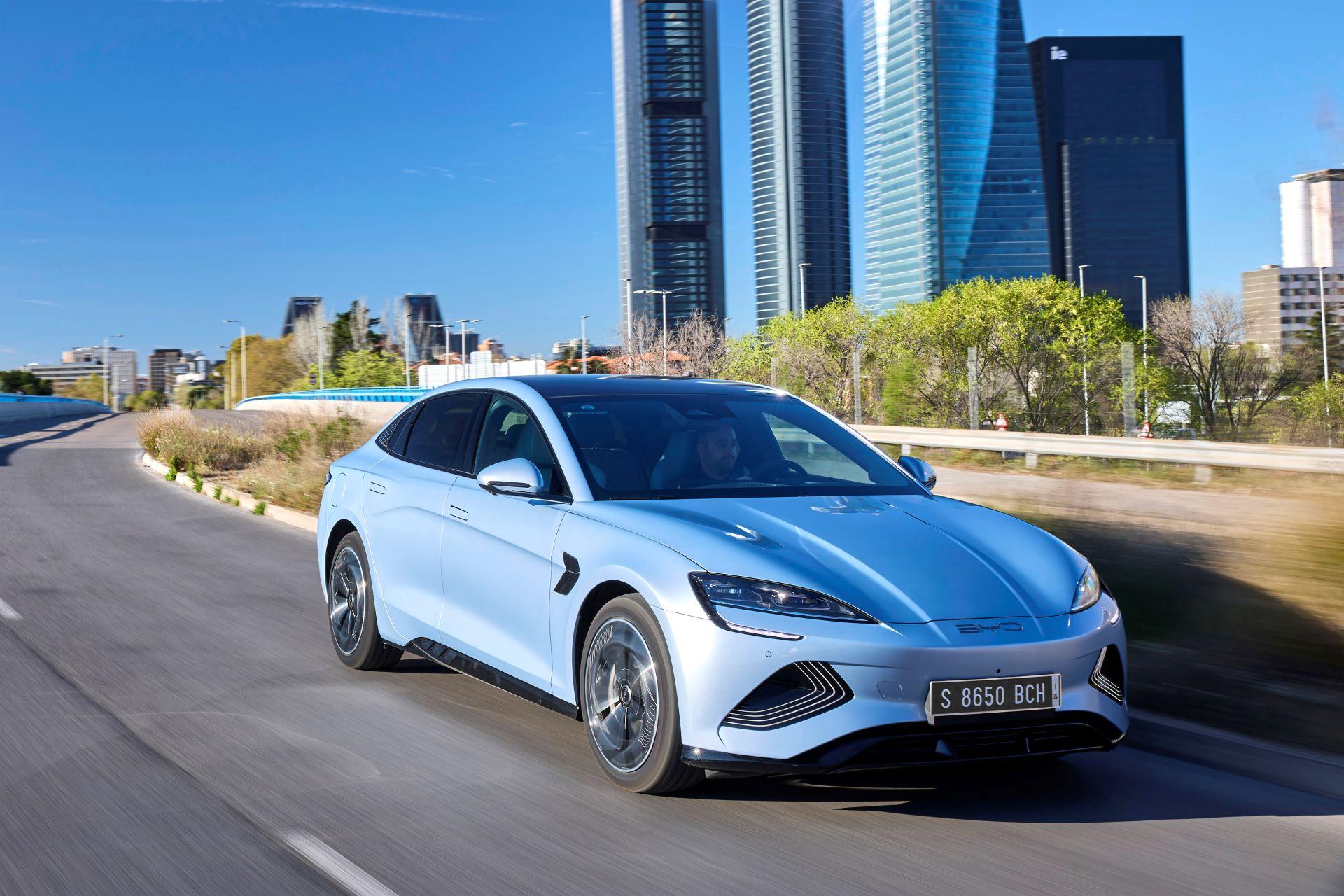 BYD SEAL arrives at IAA