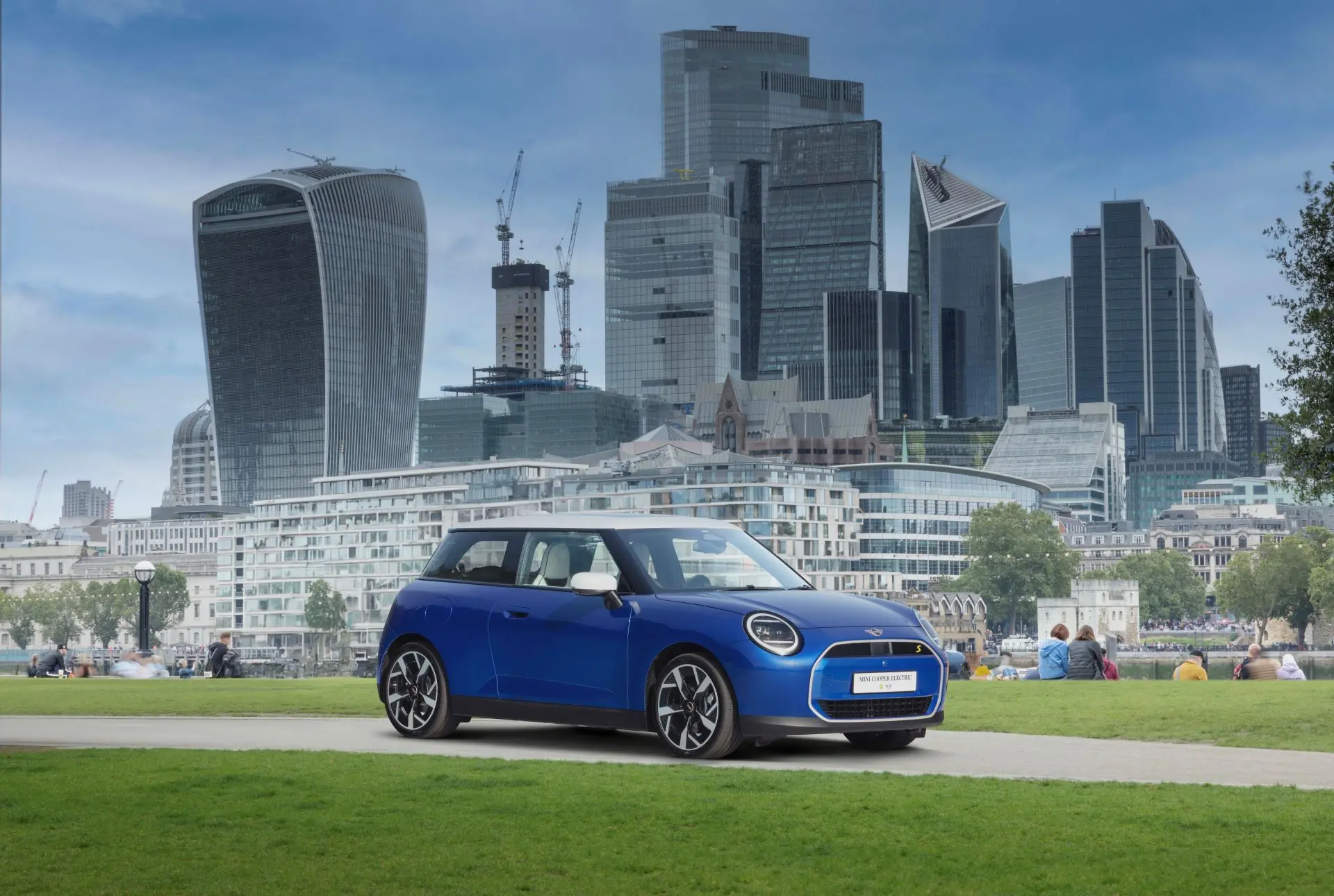 Mini Plant Oxford Goes Electric 1
