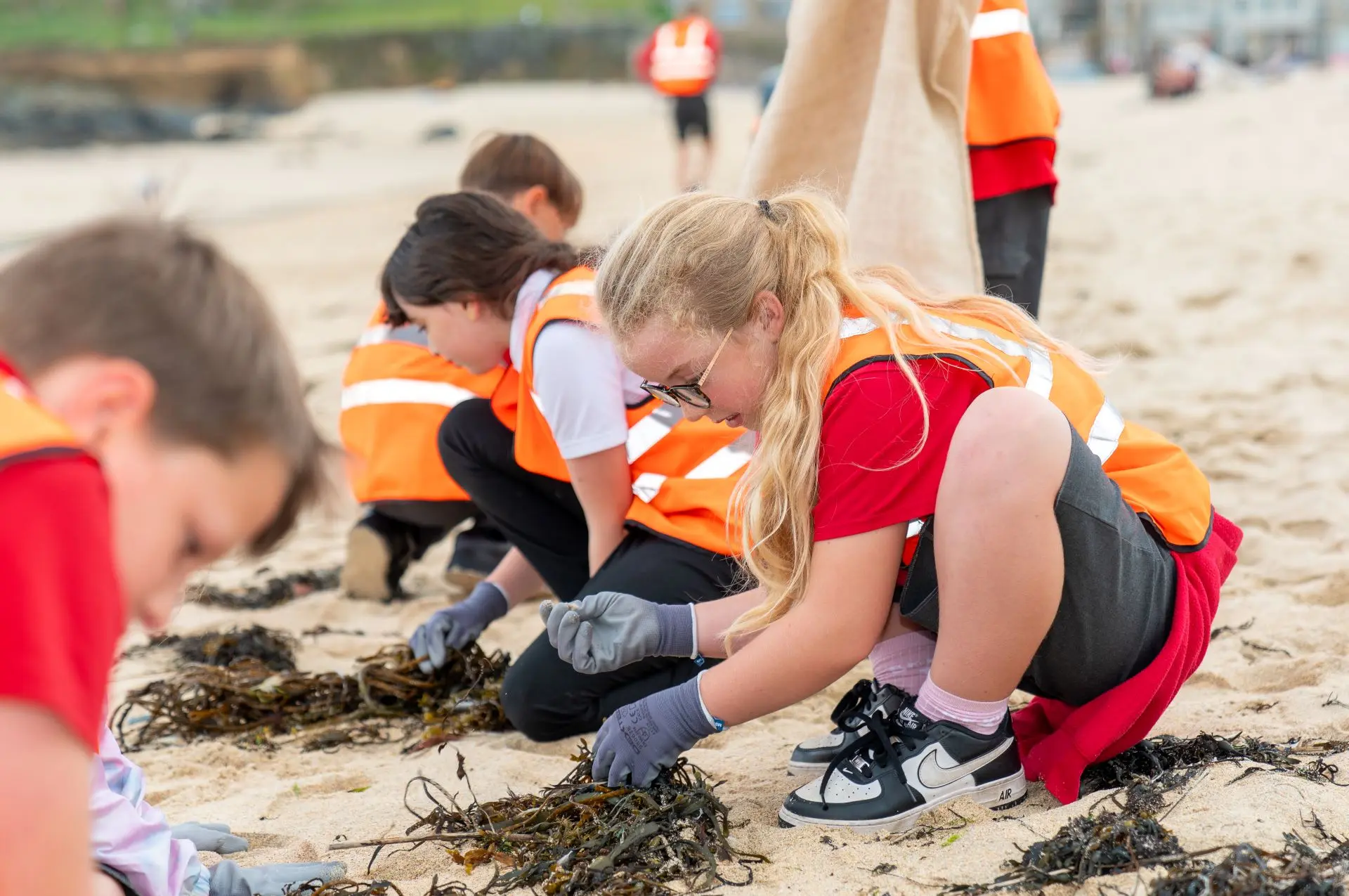 Raising Awareness With School Children Of The Impact Plastic Has On The Planet 1
