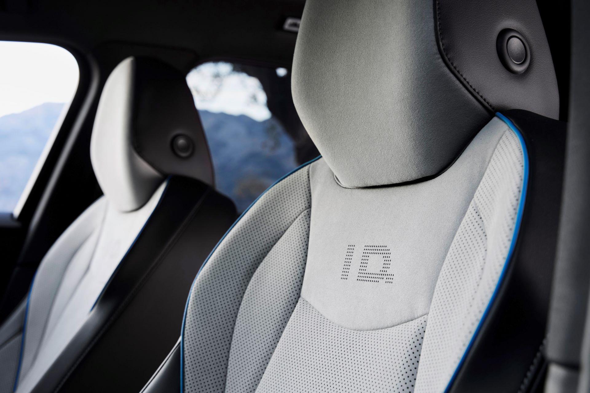 Relaxed journeys in the new ID.7 with ergoActive premium seats