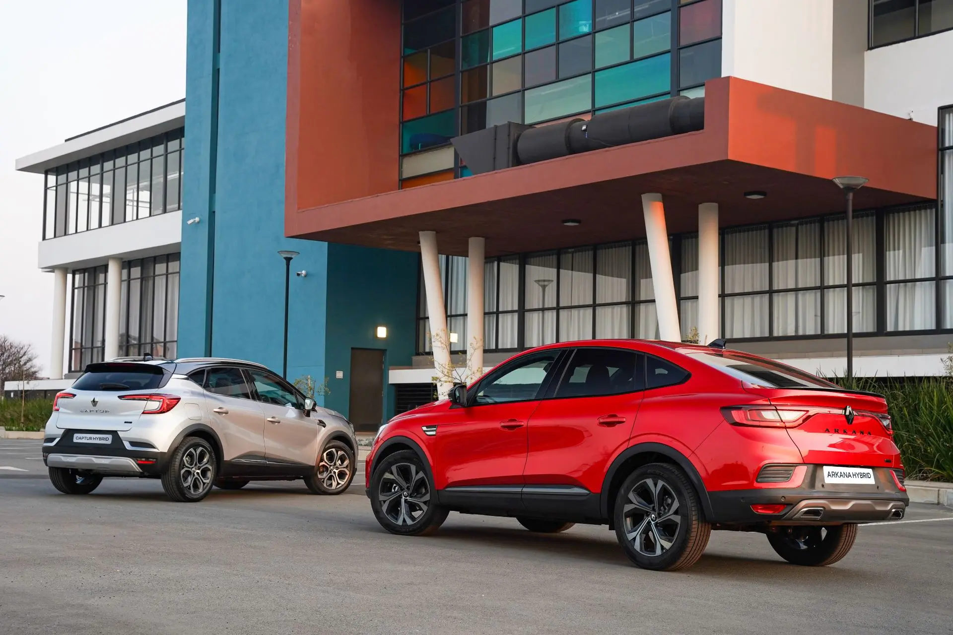 Renault E Tech Hybrid Vehicles 1