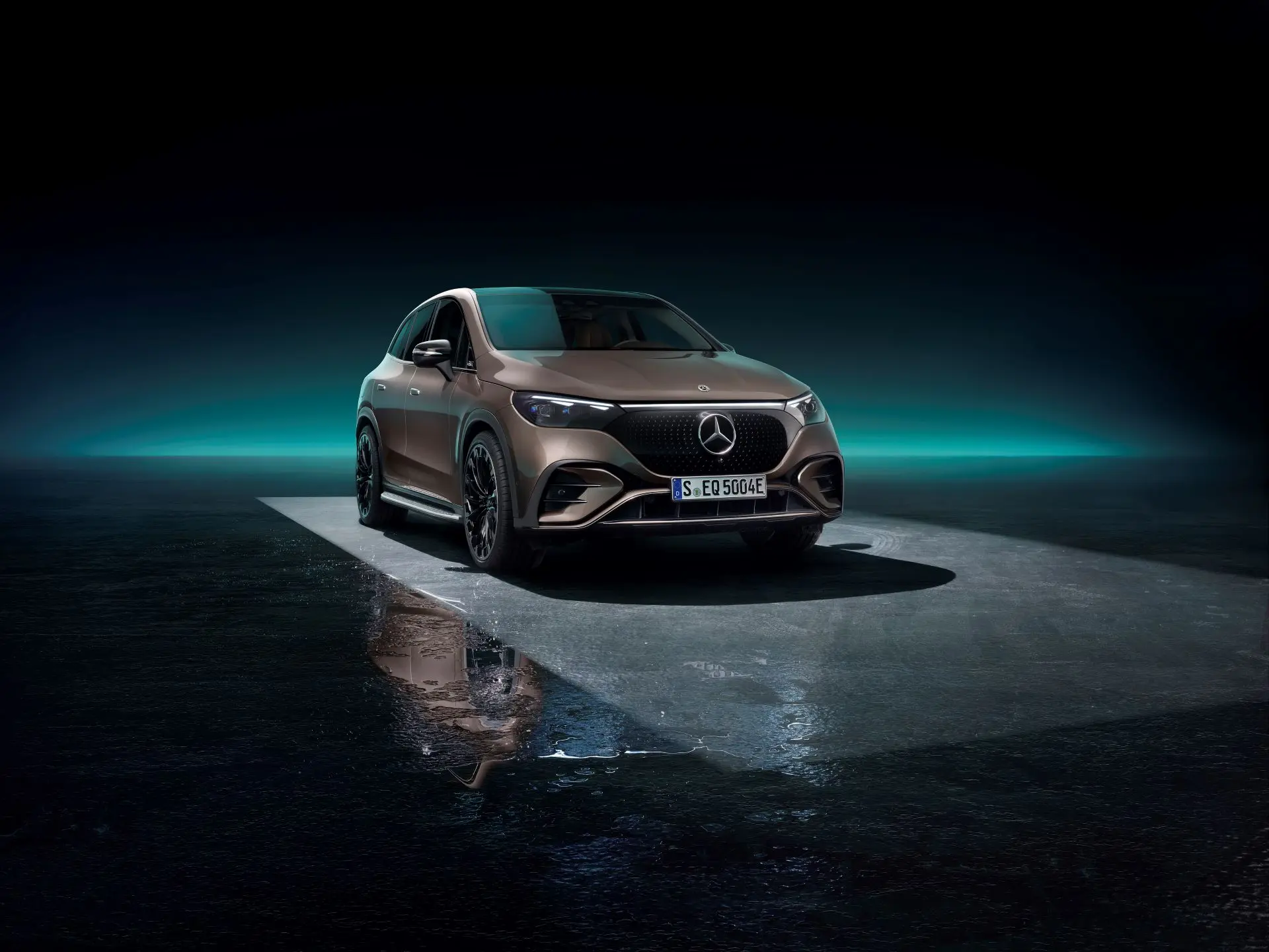 The New All Electric Eqe Suv From Mercedes Benz