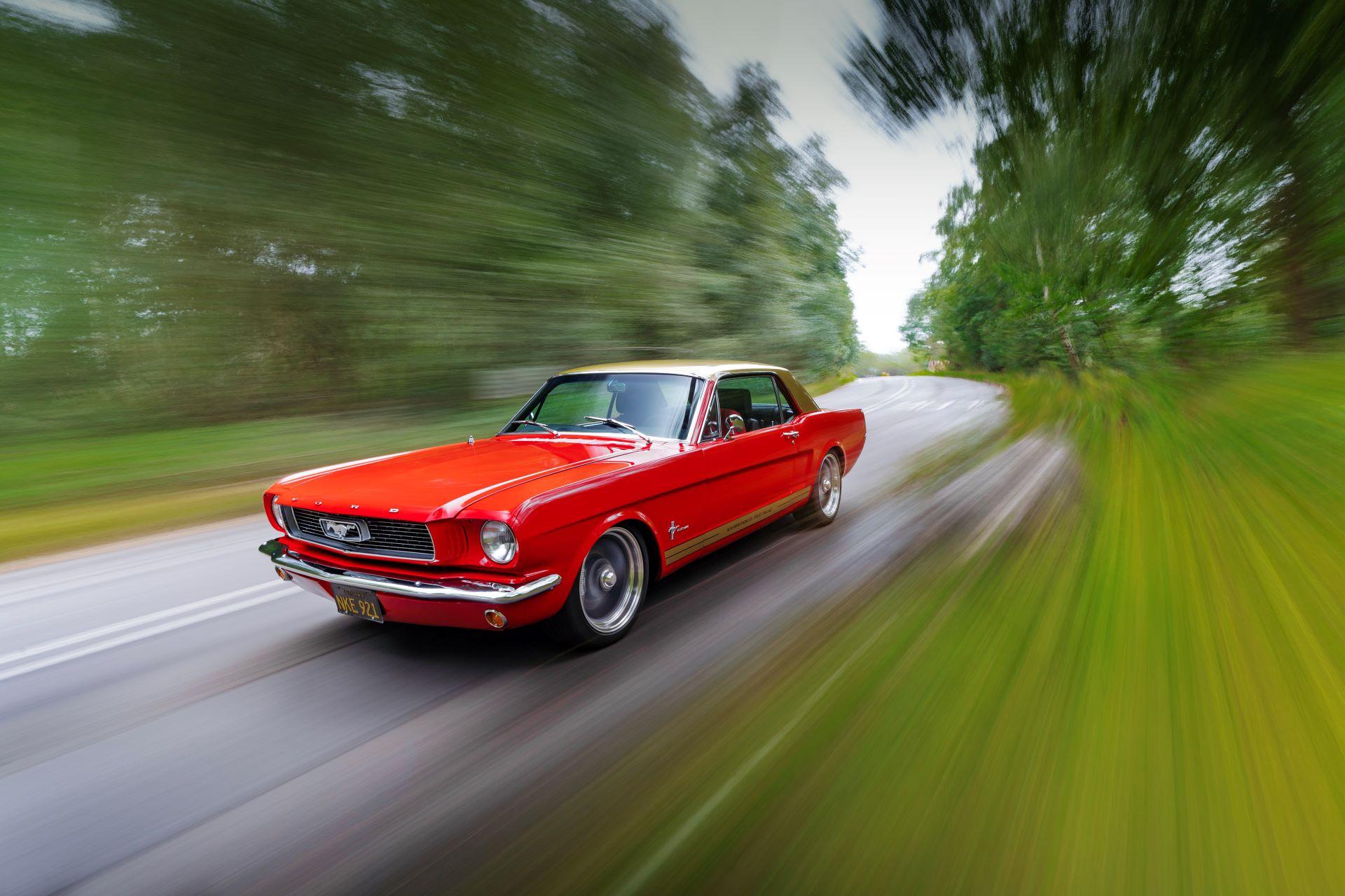 Alan Mann Racing accelerates into electrification era with exciting new ‘electro-mod’ Mustang classic