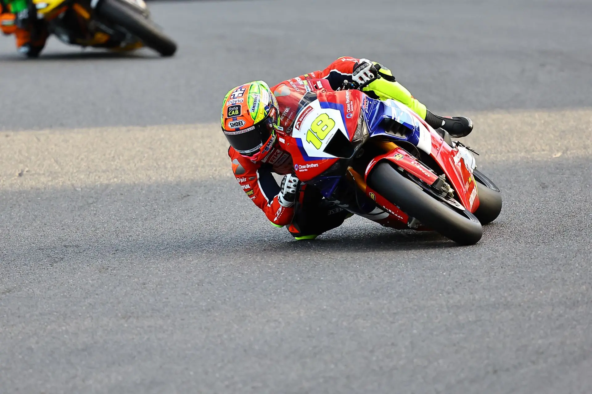 Honda Racing Rounds Out The Year With A Brace Of Point Scoring Rides For Tom Neave