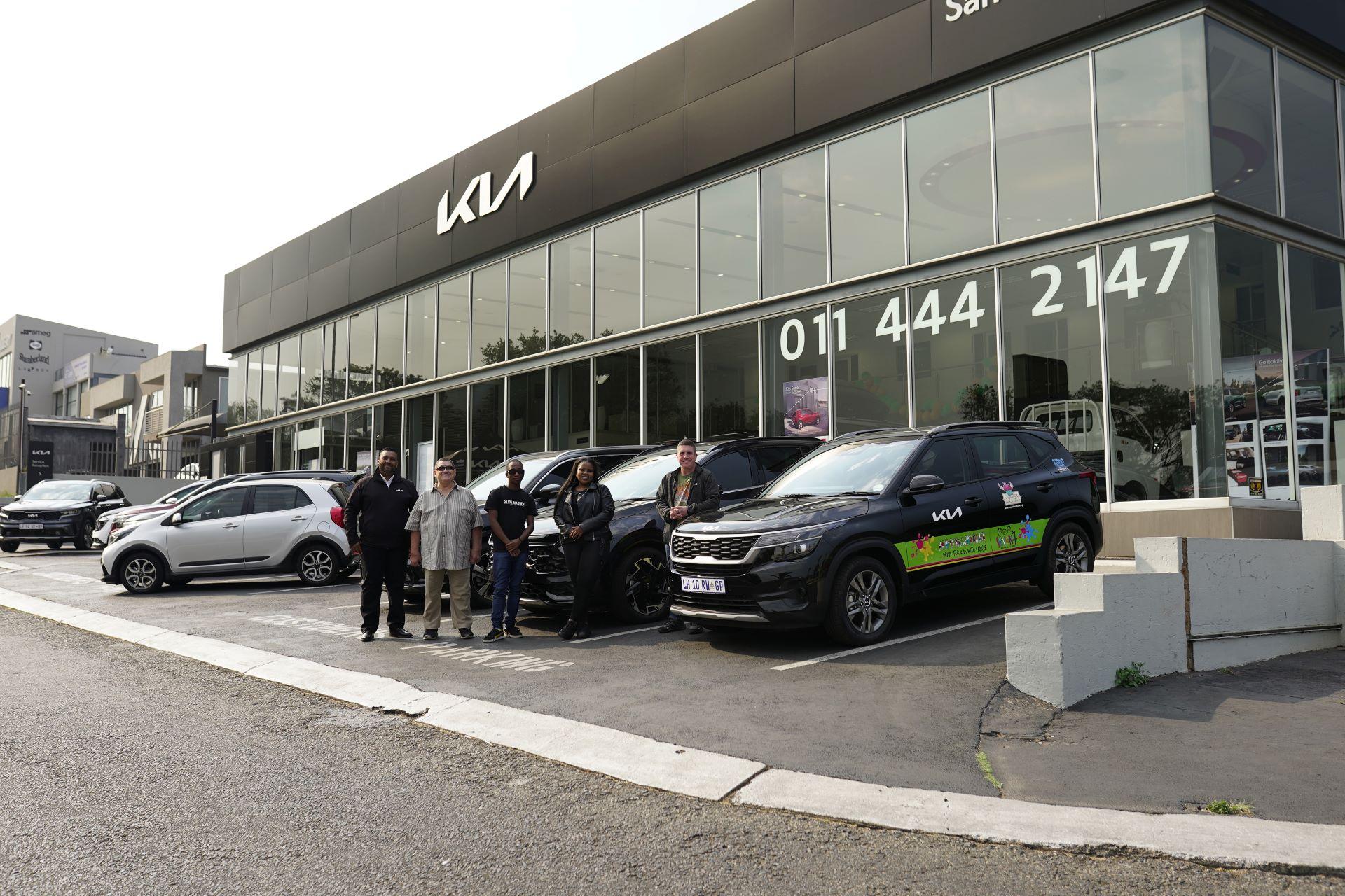 Kia raises more than R50,000 for kids with cancer on the 2023 Seven7 Drive