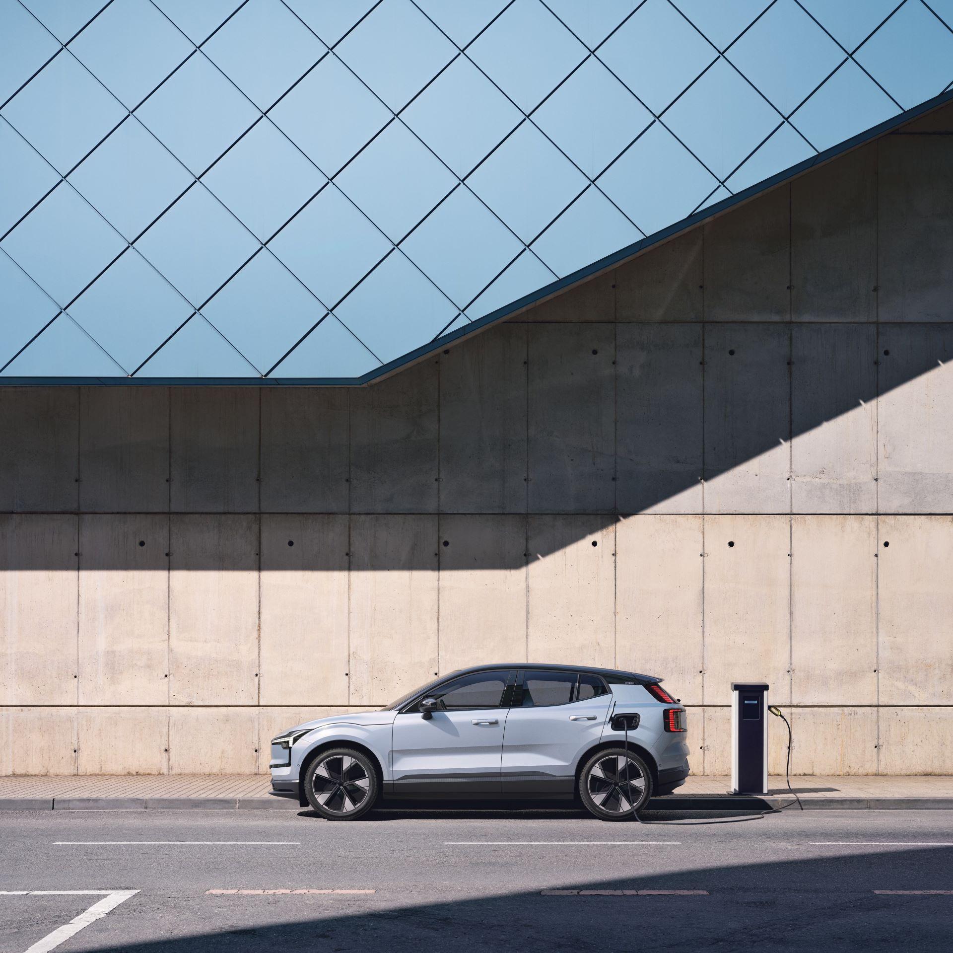 Volvo Cars to build EX30 small SUV in Ghent as part of global production capacity boost