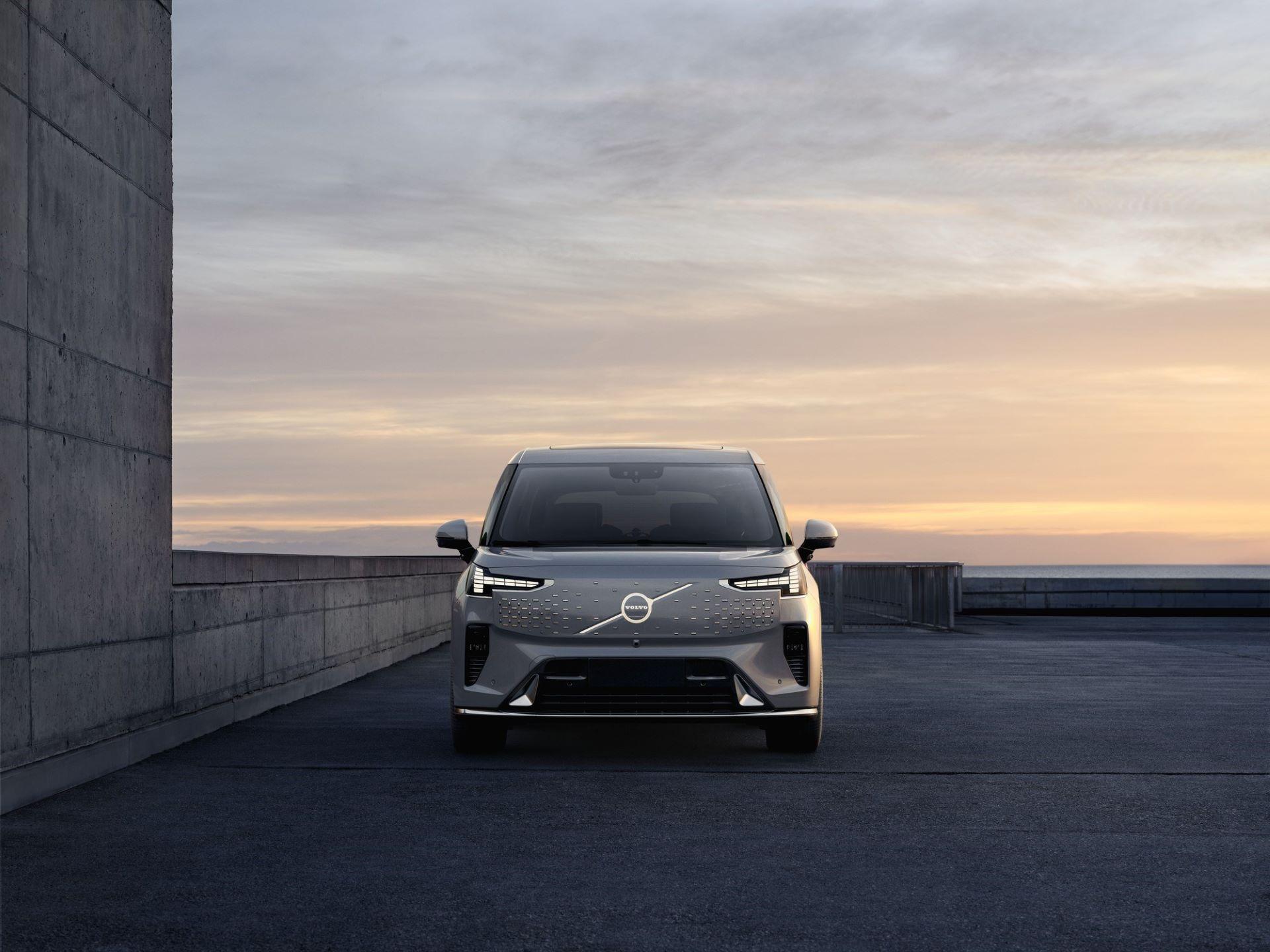 A space for living on the move: here’s the fully electric Volvo EM90 premium MPV