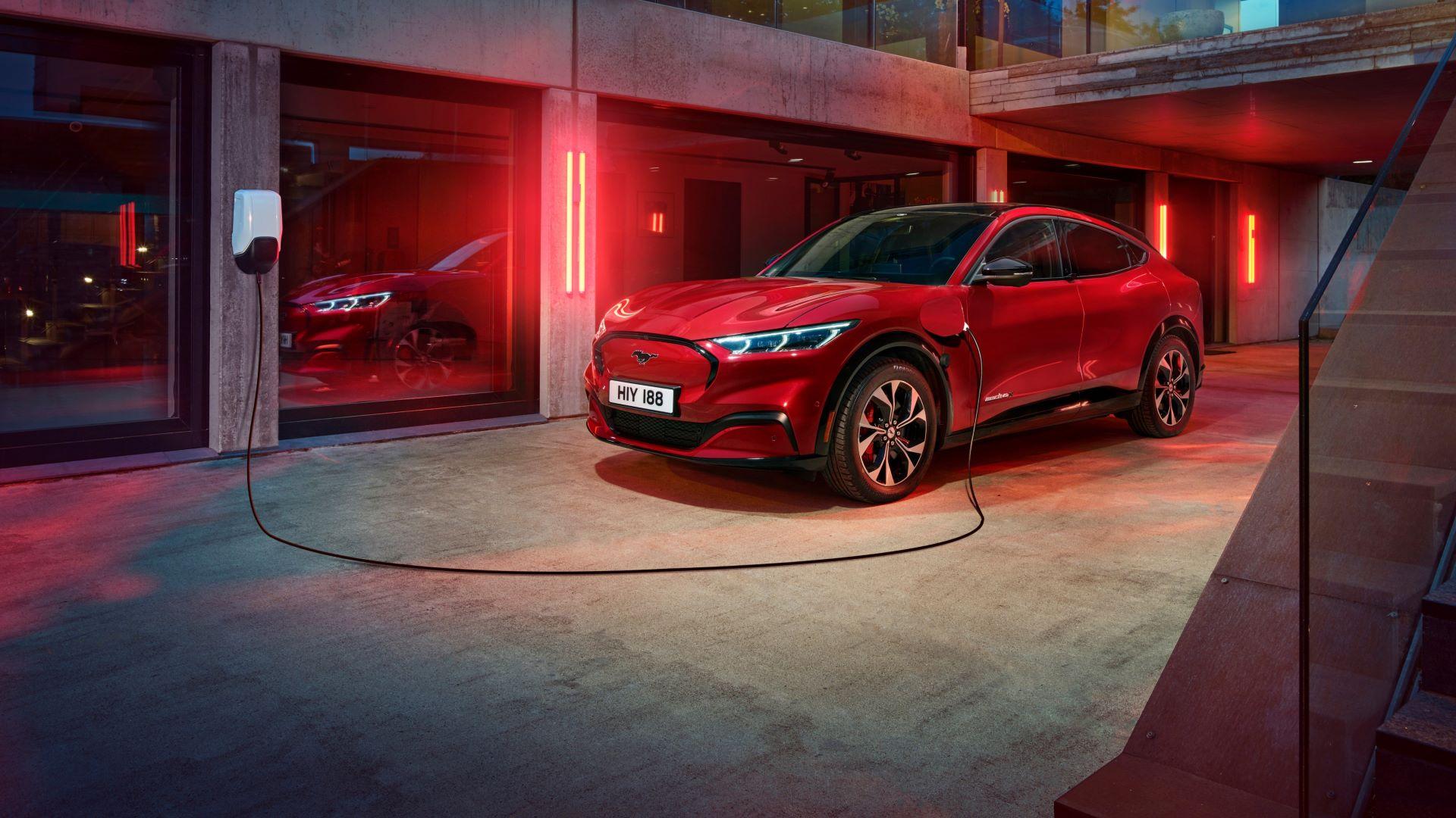 Ford teams up with industry innovators Octopus Energy and Tibber for next-gen smart charging to save drivers money
