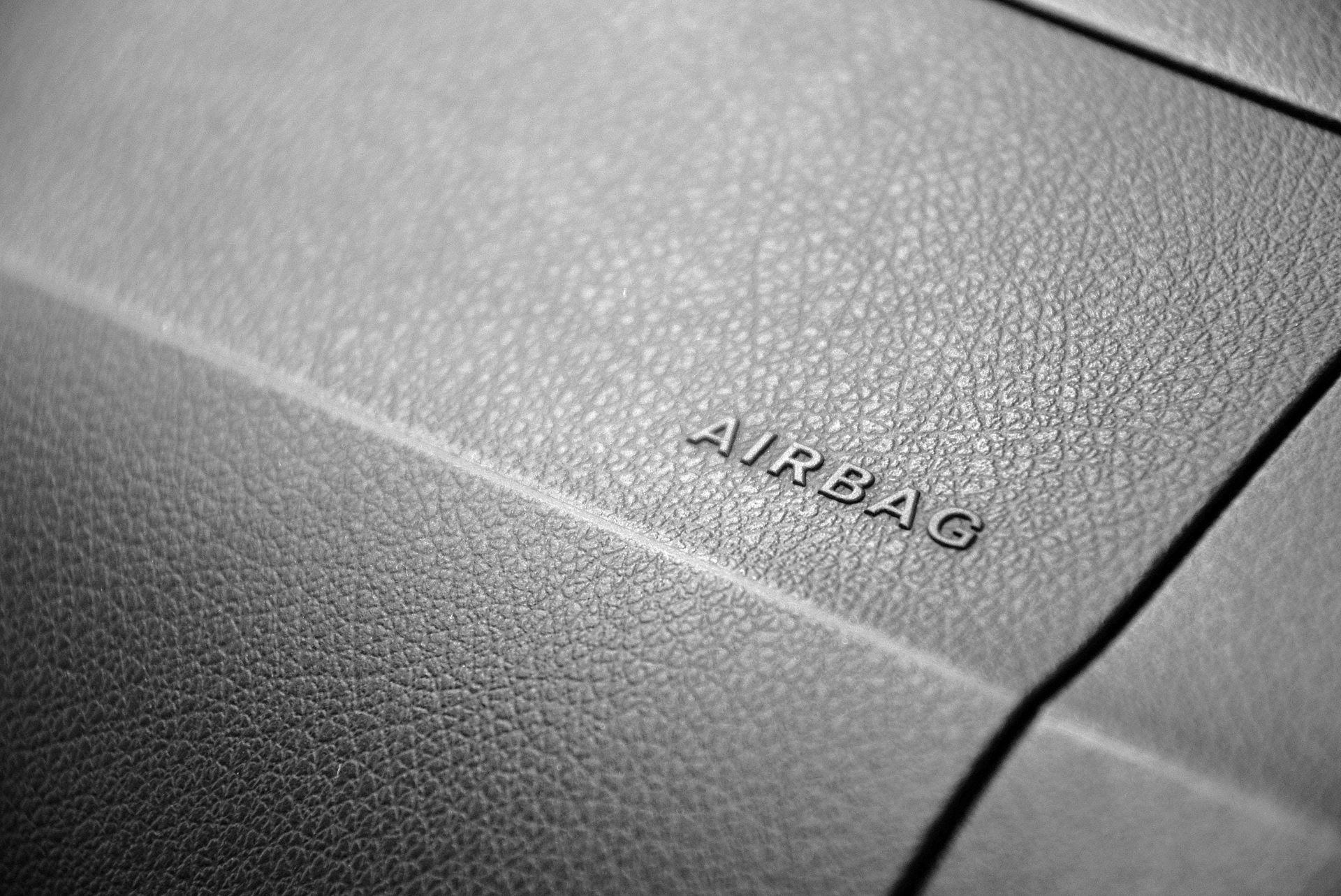 Maximising airbag safety