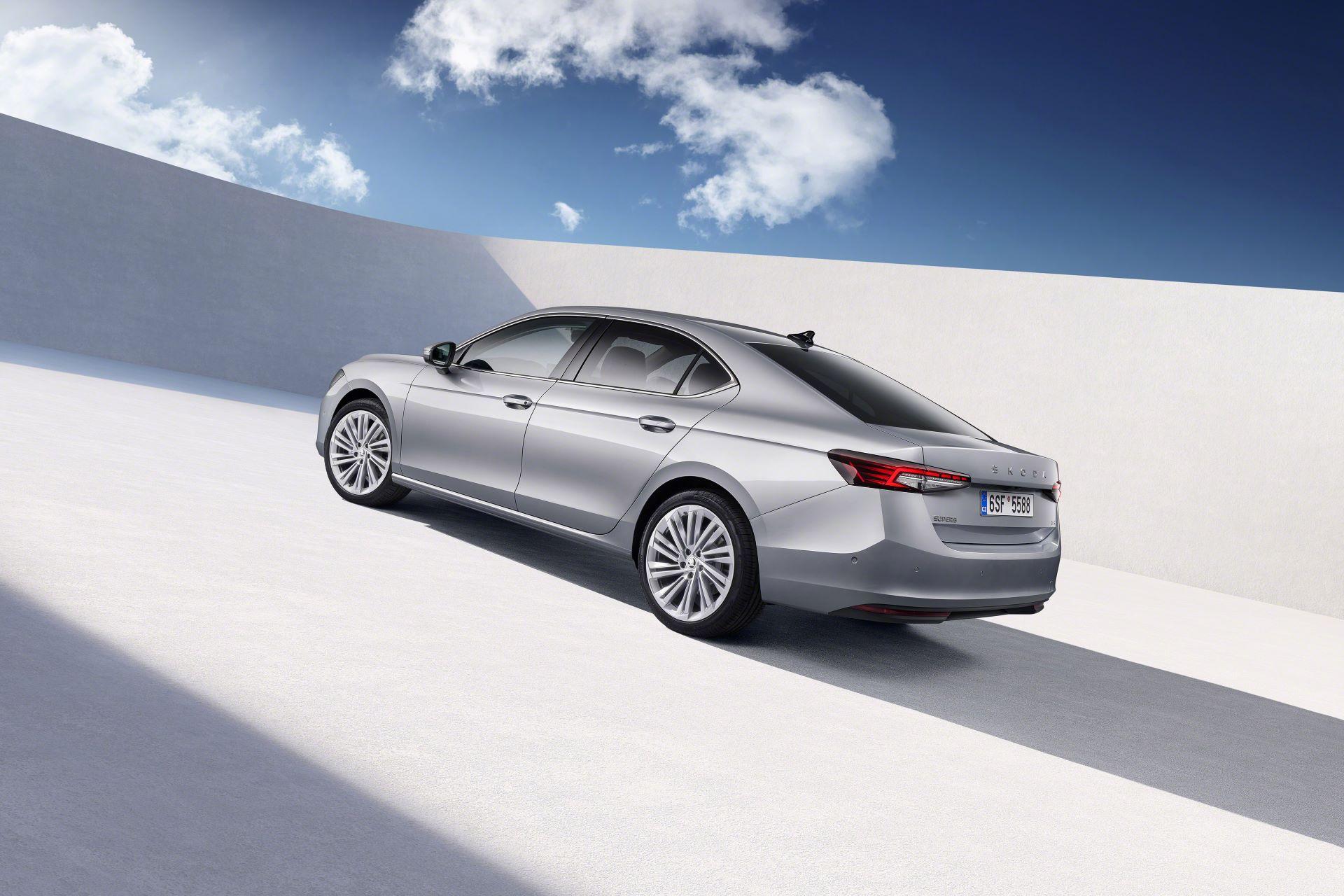 The all-new Škoda Superb: More space and comfort, six efficient powertrains and innovative safety systems