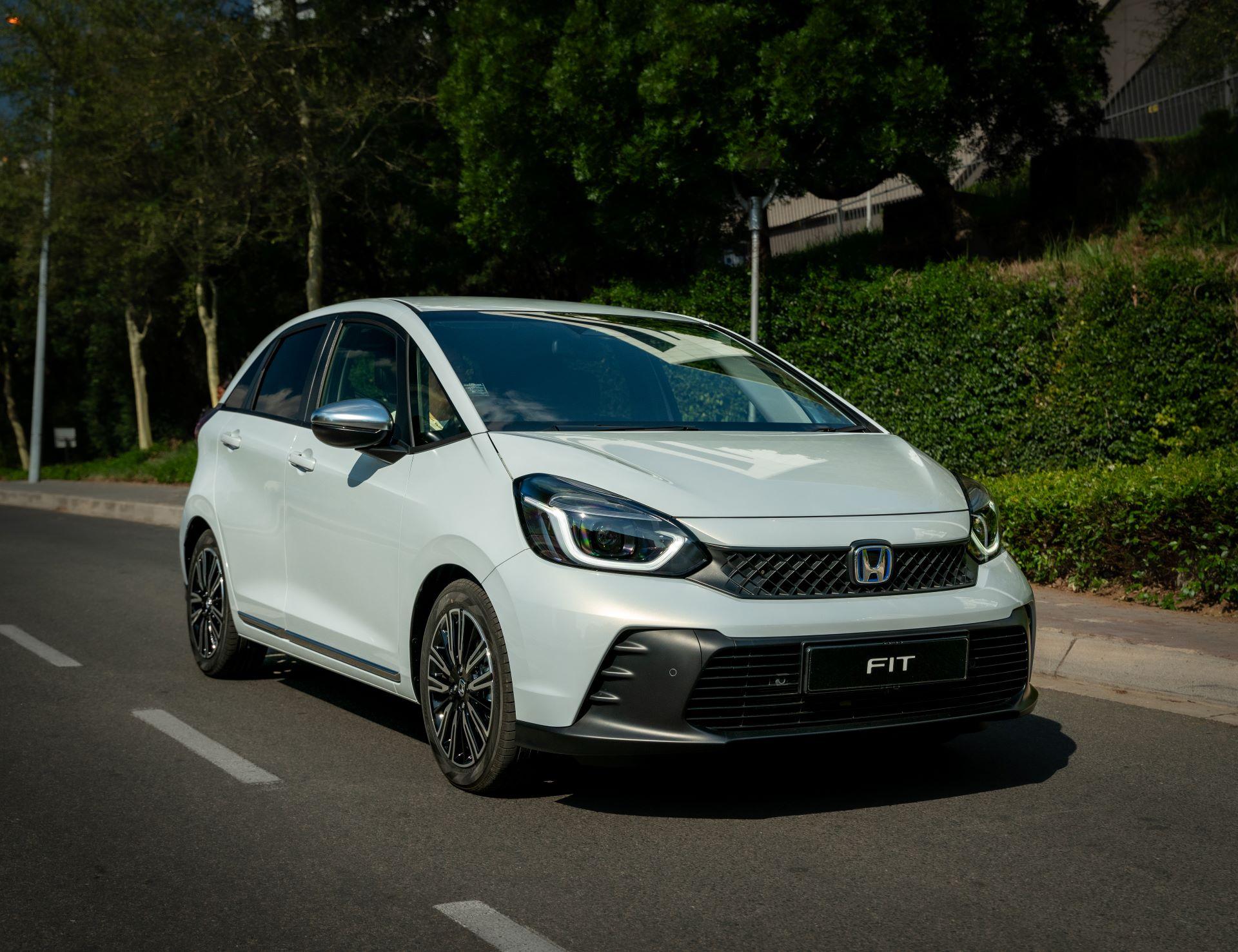 2024: Honda FIT e:HEV FACELIFT