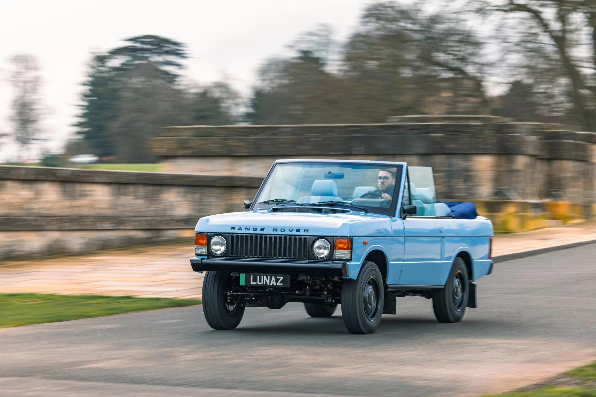 Lunaz delivers world’s first electrified open air ‘James Bond’ Range Rover Safari