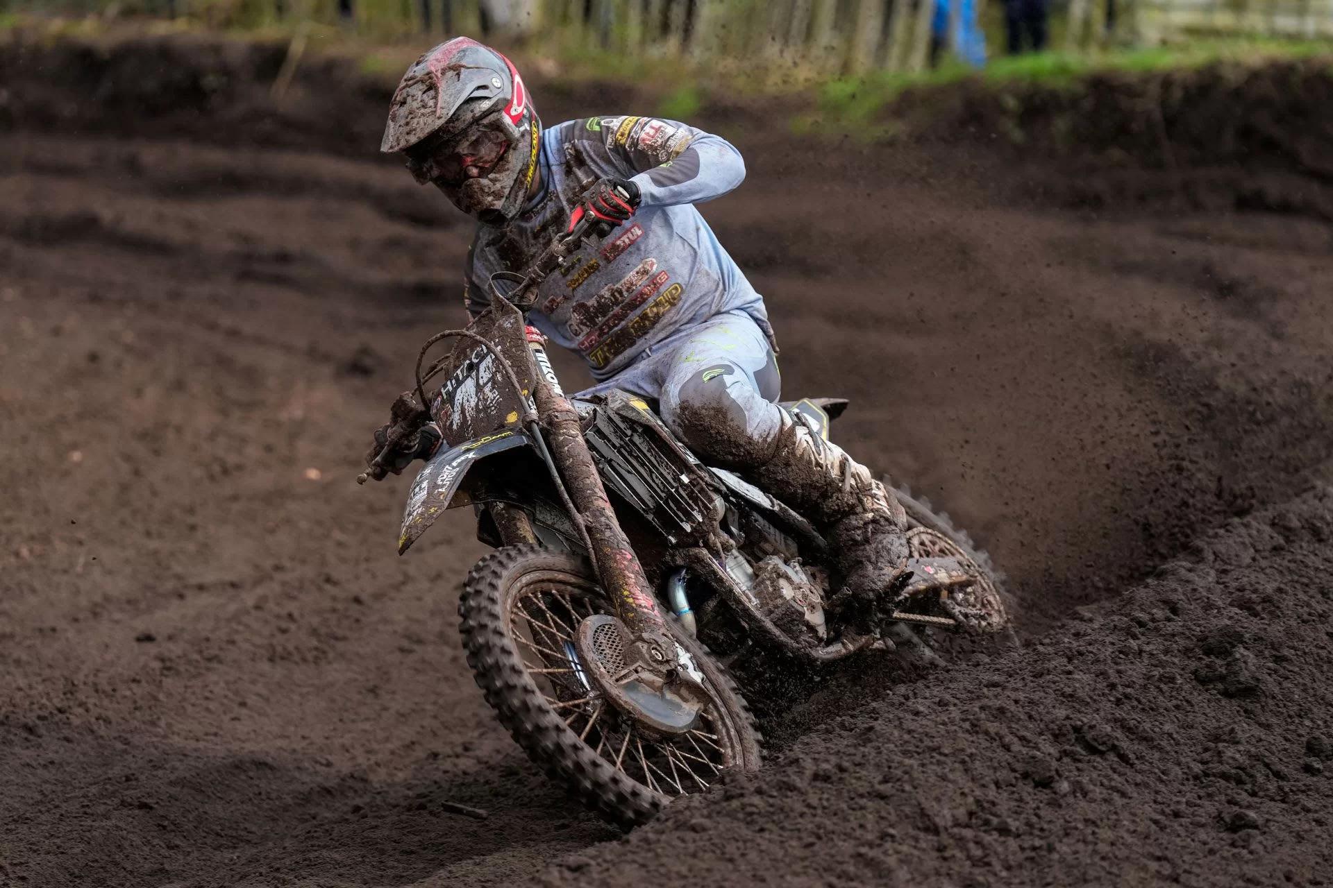 Nicholls fights to fourth in Hawkstone International Superfinal