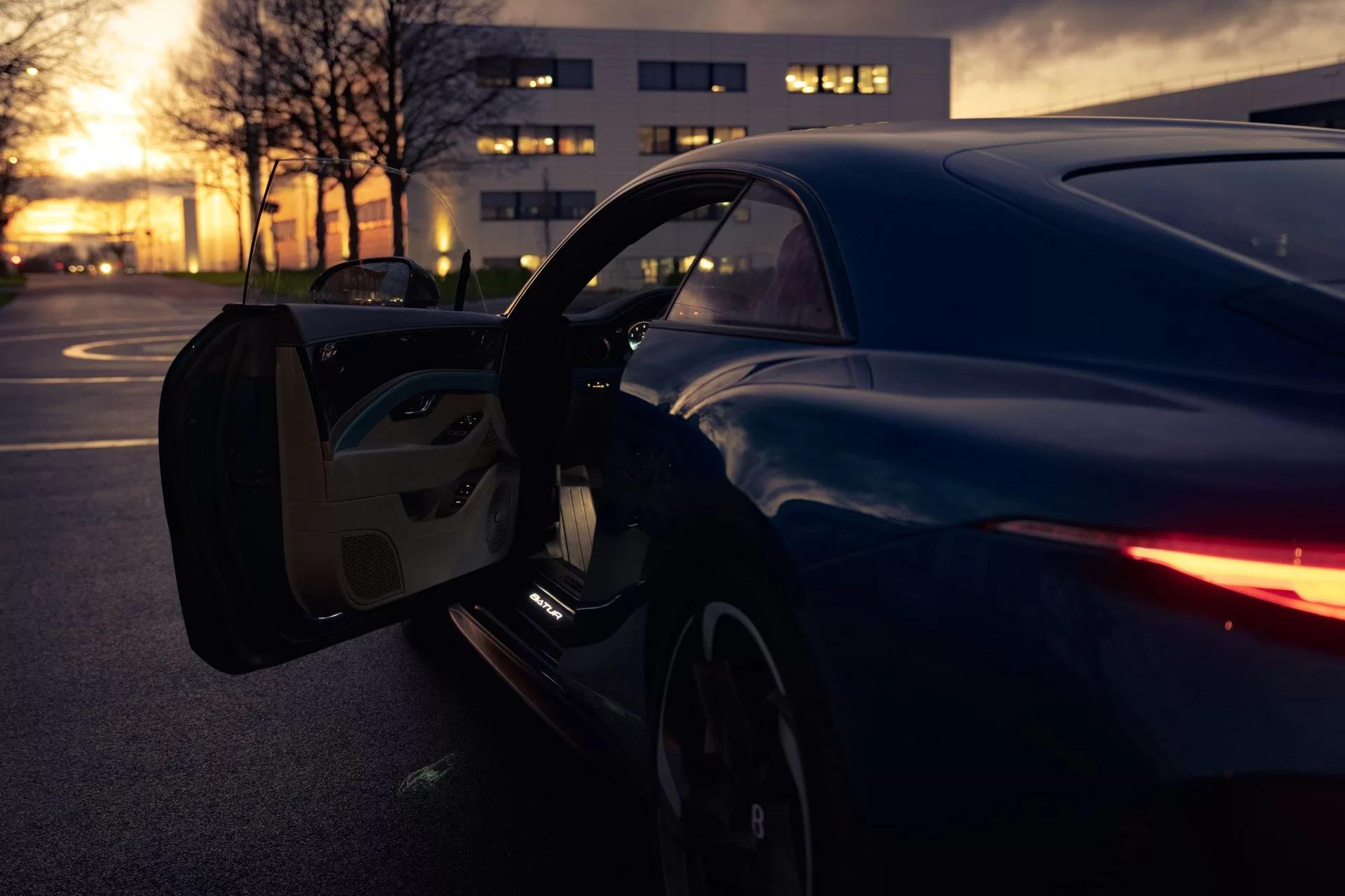 Batur introduces light sculpture – The first step in digital personalisation