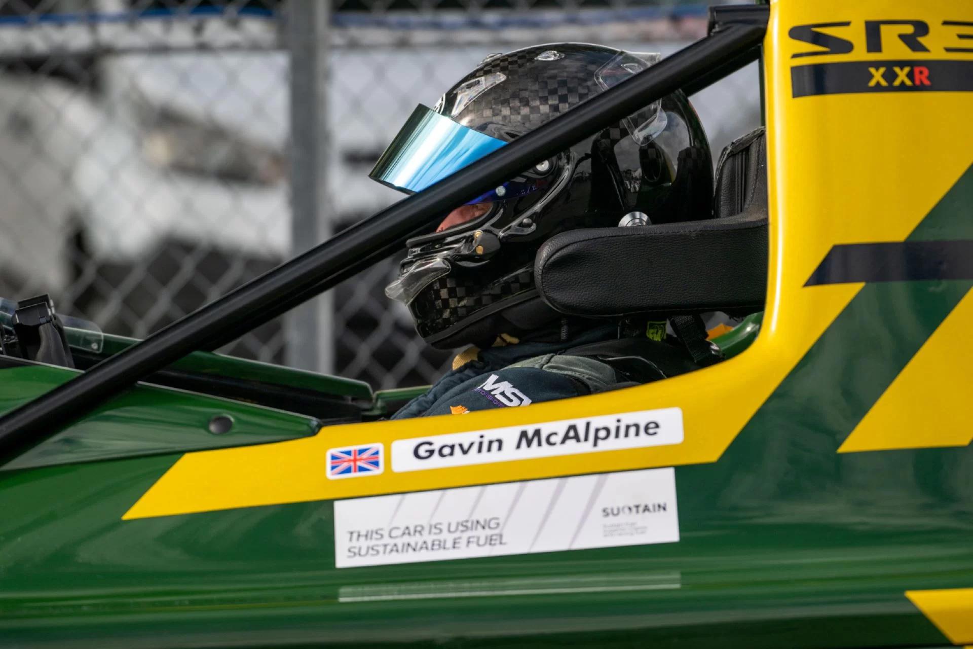 Innovation on Track: Gavin McAlpine’s Radical SR3 XXR Runs on Sustainable Fuel