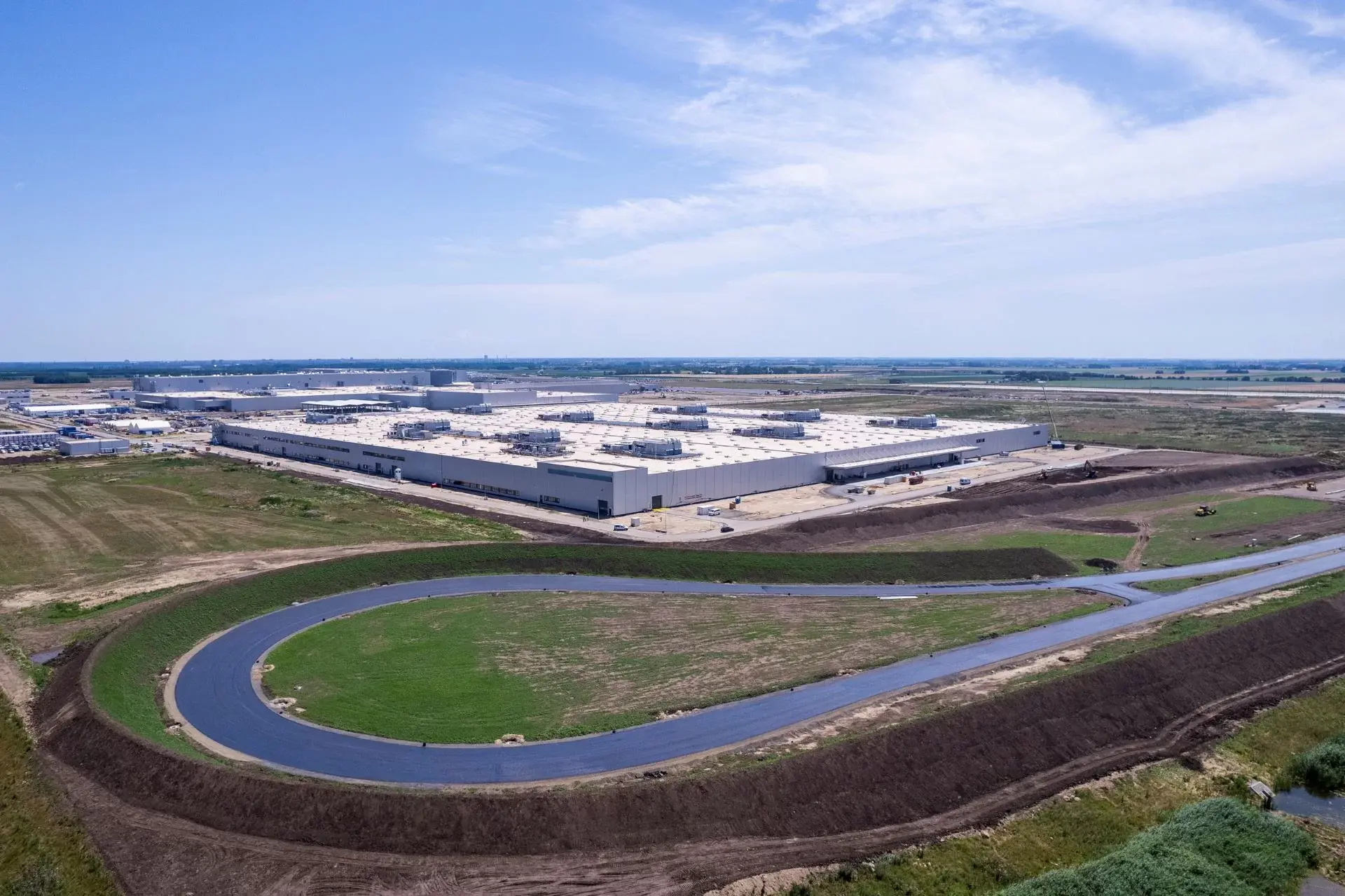 BMW’s Global Expansion for Sixth-Generation High-Voltage Battery Production