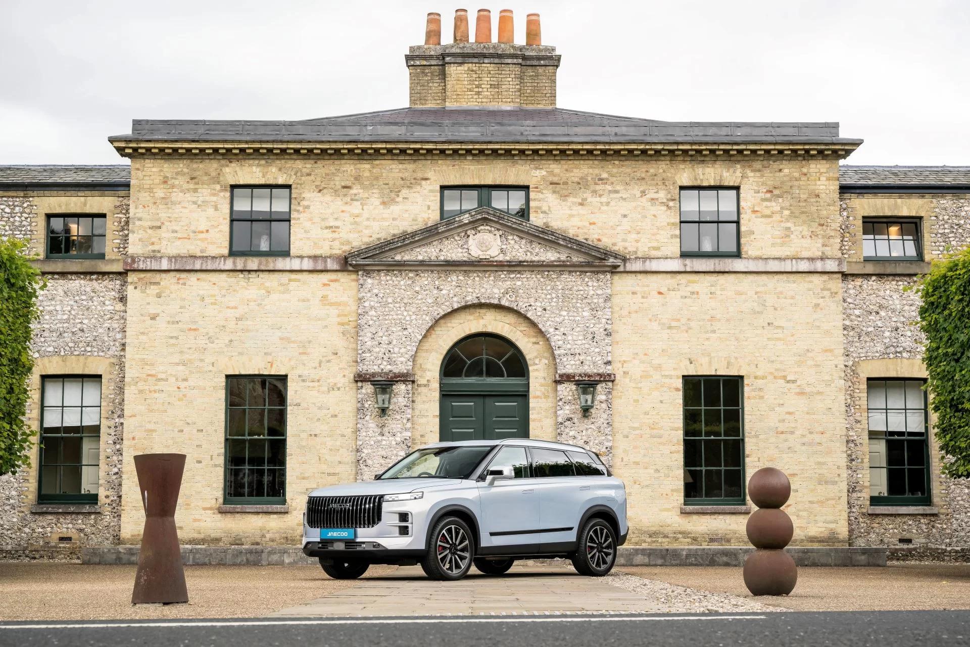 JAECOO 7 Makes Grand Entrance to Europe at Goodwood Festival