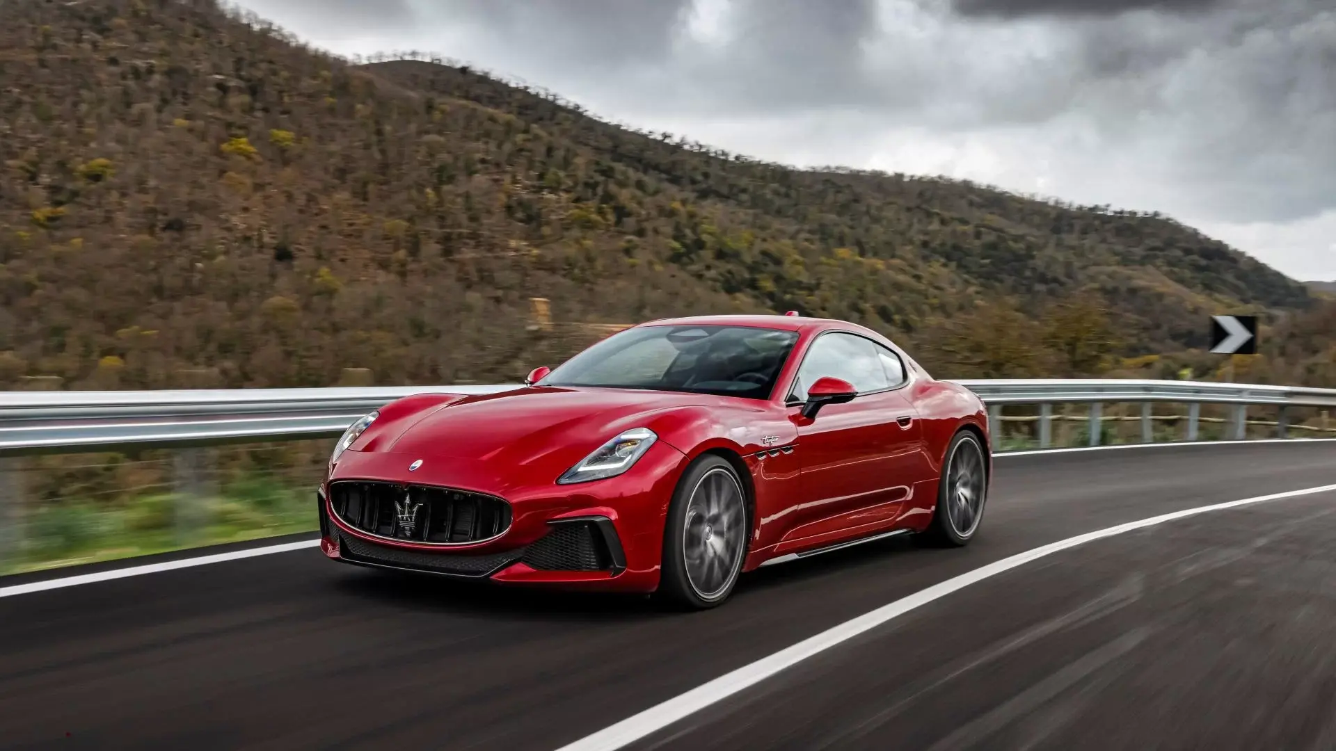 Maserati GranTurismo Triumphs as Coupé of the Year at Auto Express Awards 2024