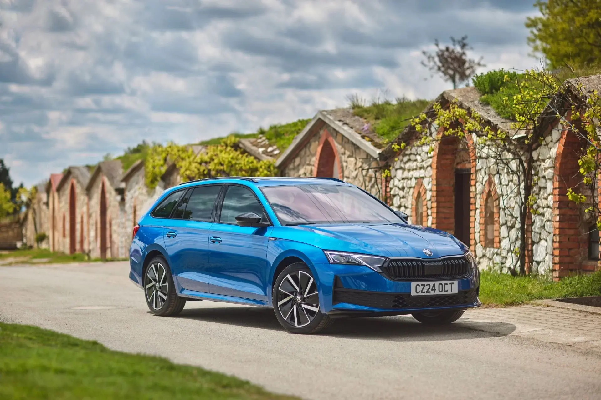New Octavia, Superb, and Kodiaq Lead Škoda to Triple Victory at Auto Express Awards
